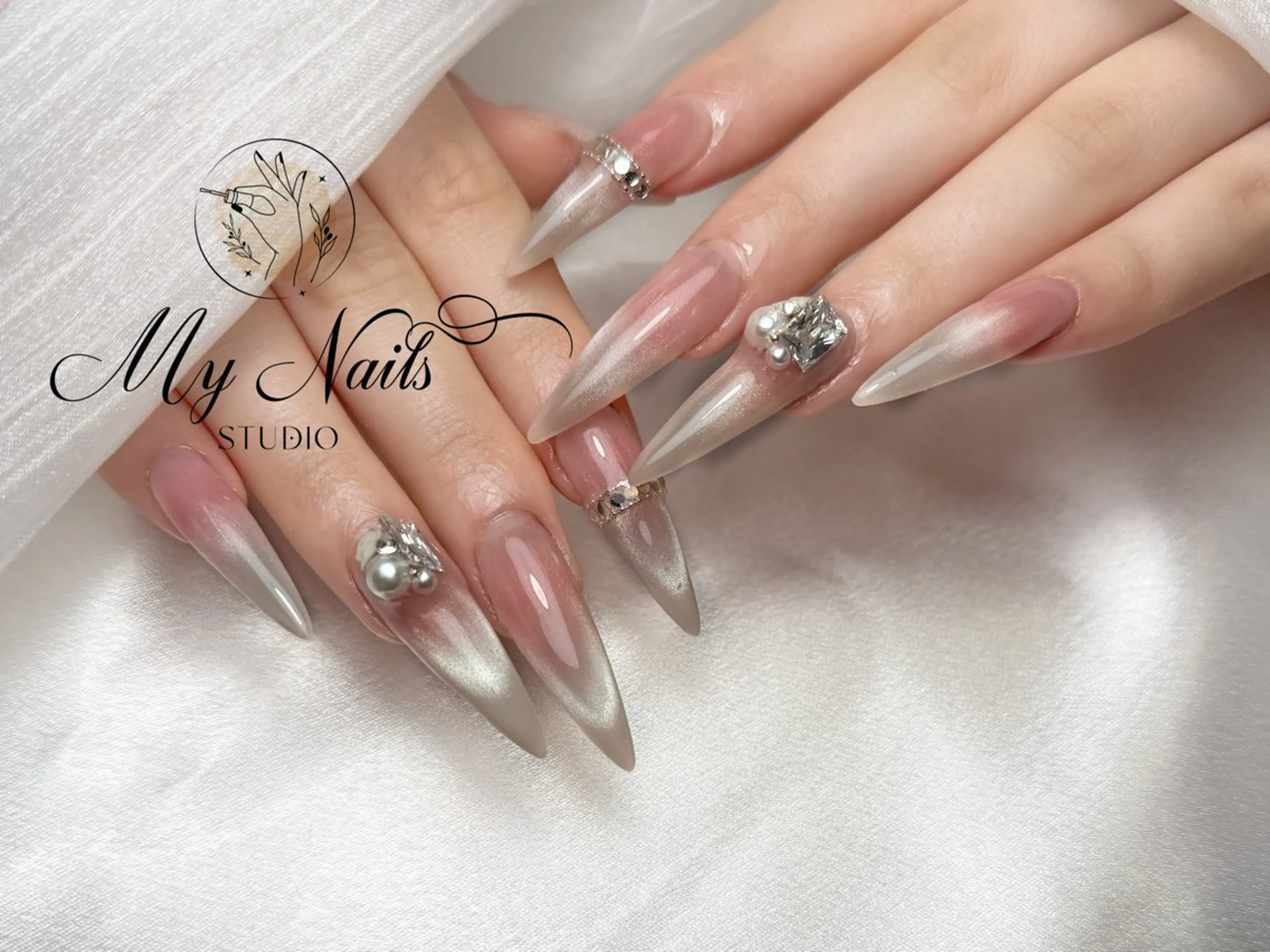 ネイル マグネットネイル ネイルチップ My Nail Salonのネイルデザイン