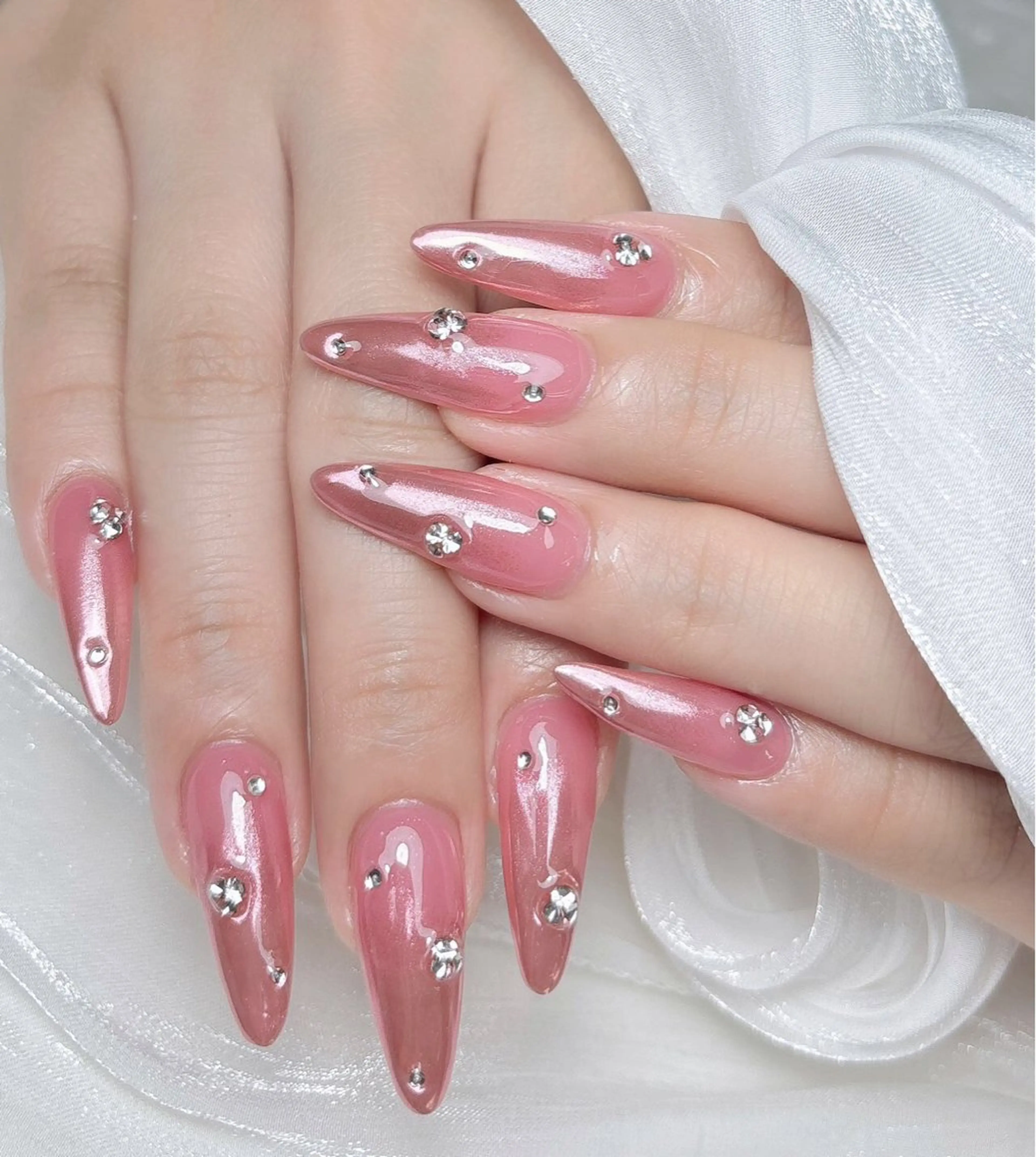 ネイル ハンドネイル 🎀Ｍ nails✨ ビューティーのネイルデザイン