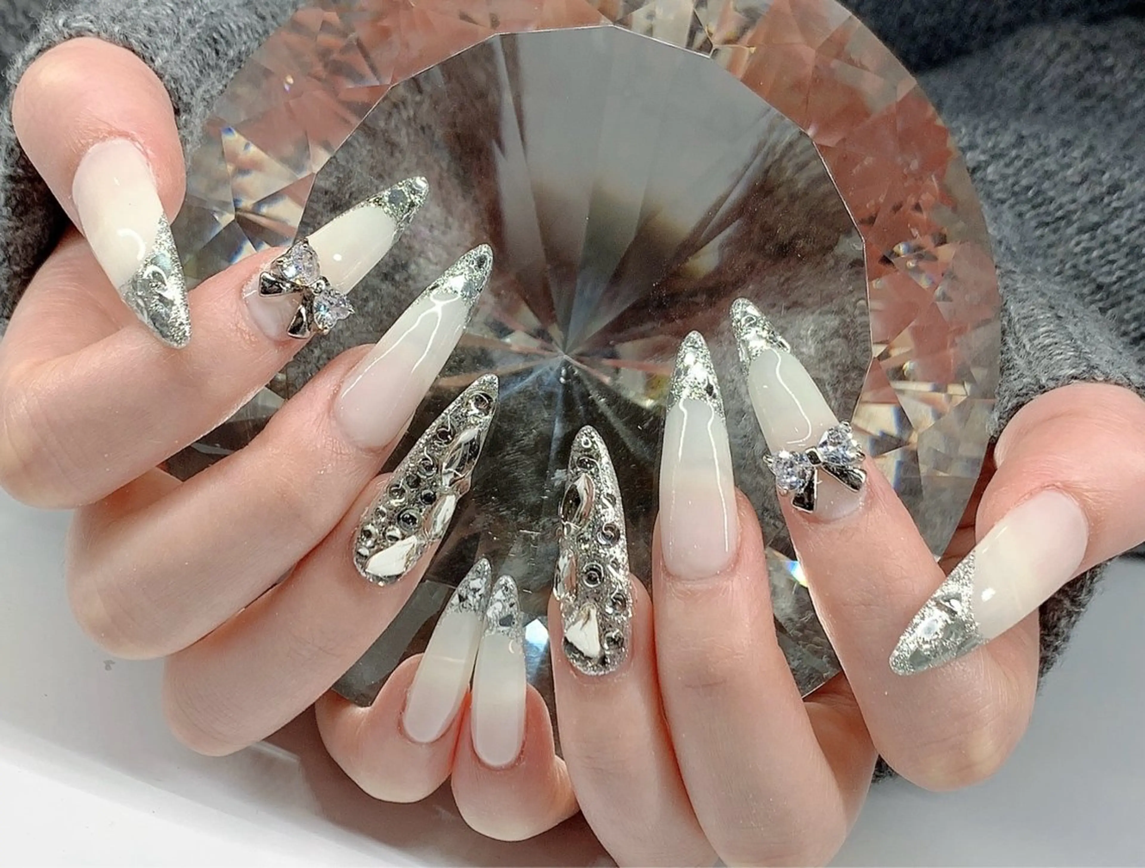 ネイル LoaChaton kaeのネイルデザイン