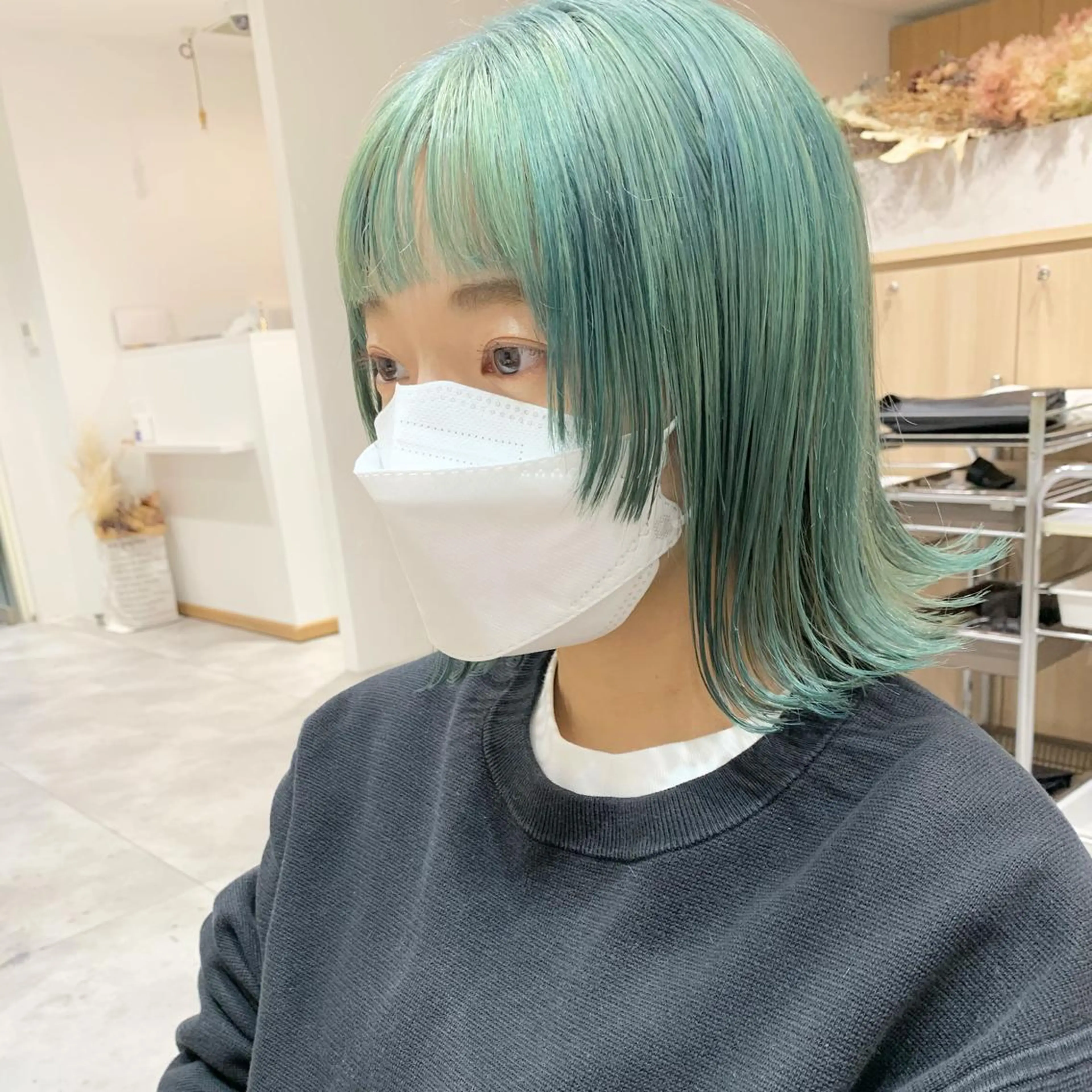 ショート カラー ベージュカラー ブリーチ ダブルカラー ハイライトカラー ハイトーンカラー tension 【テンション】のヘアスタイル