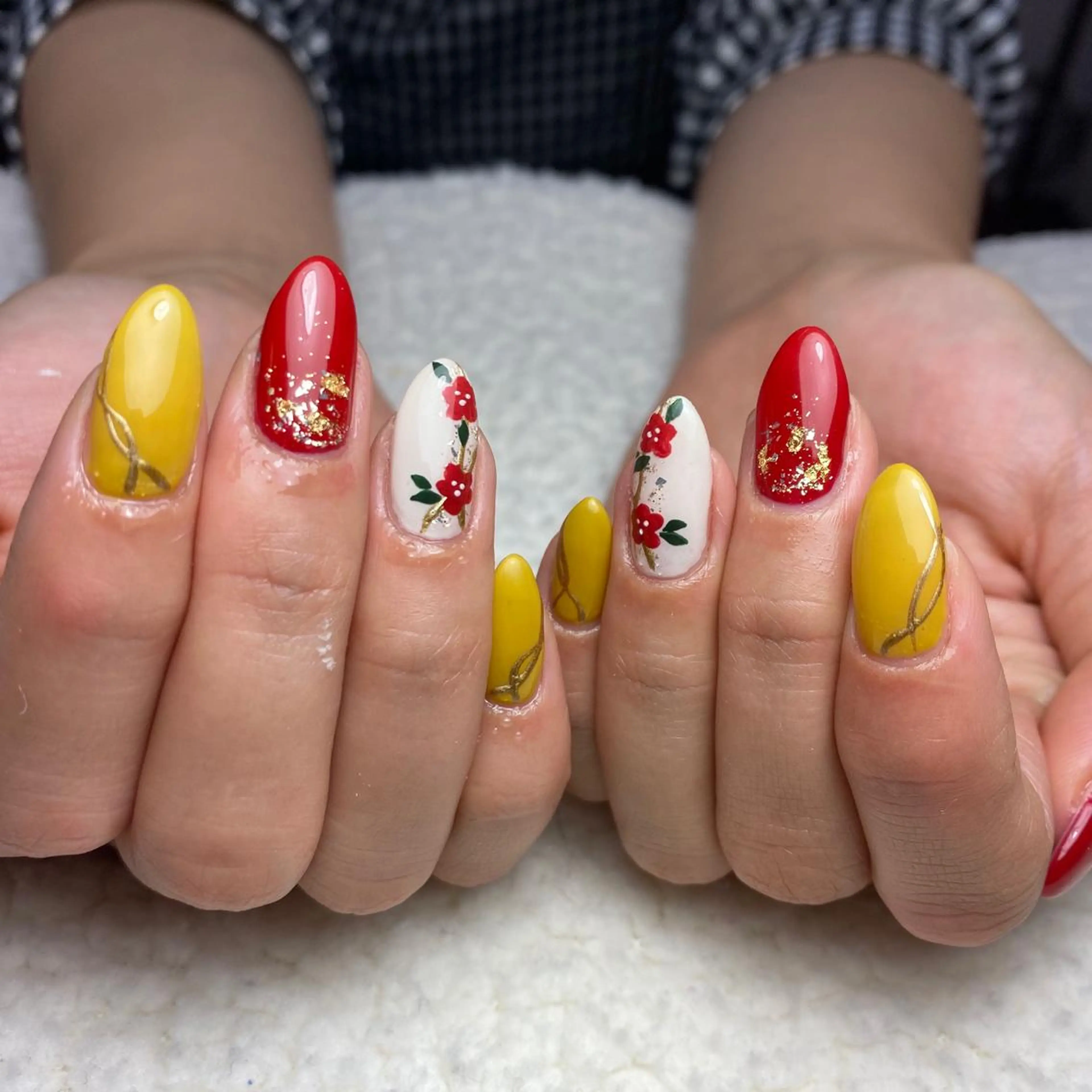 ネイル 成人式 ラメ(グリッター) ロングネイル ハンドネイル COCO +のエステ・リラクイメージ