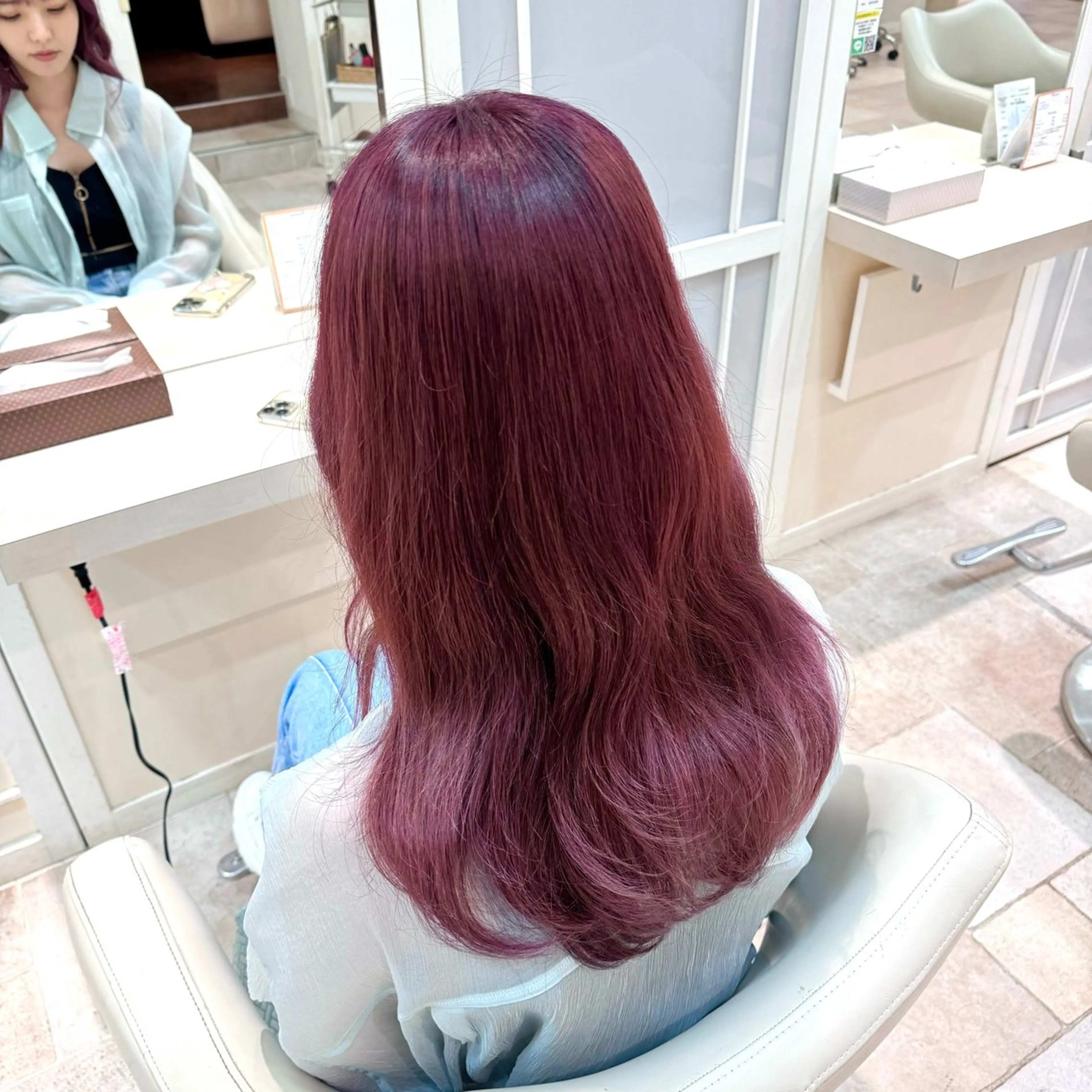 ロング カラー カシス ピンクカラー ヘアカラー トリートメント ハイトーン/ブリーチ 栄/Sayakaのヘアスタイル