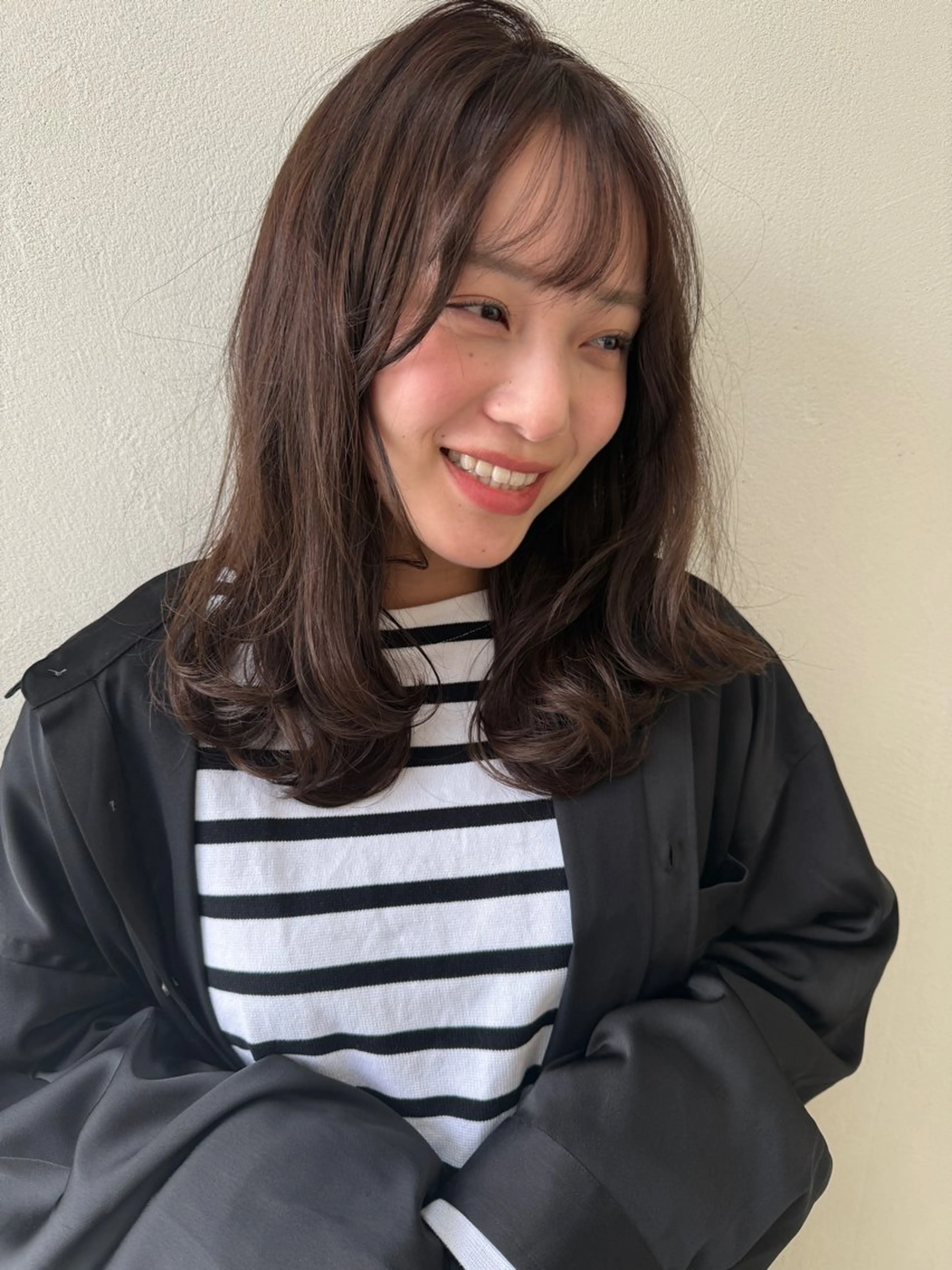 ミディアム ミディアムレイヤー レイヤーカット 顔まわり/似合わせ/ ミディアム/村瀬浩司のヘアスタイル