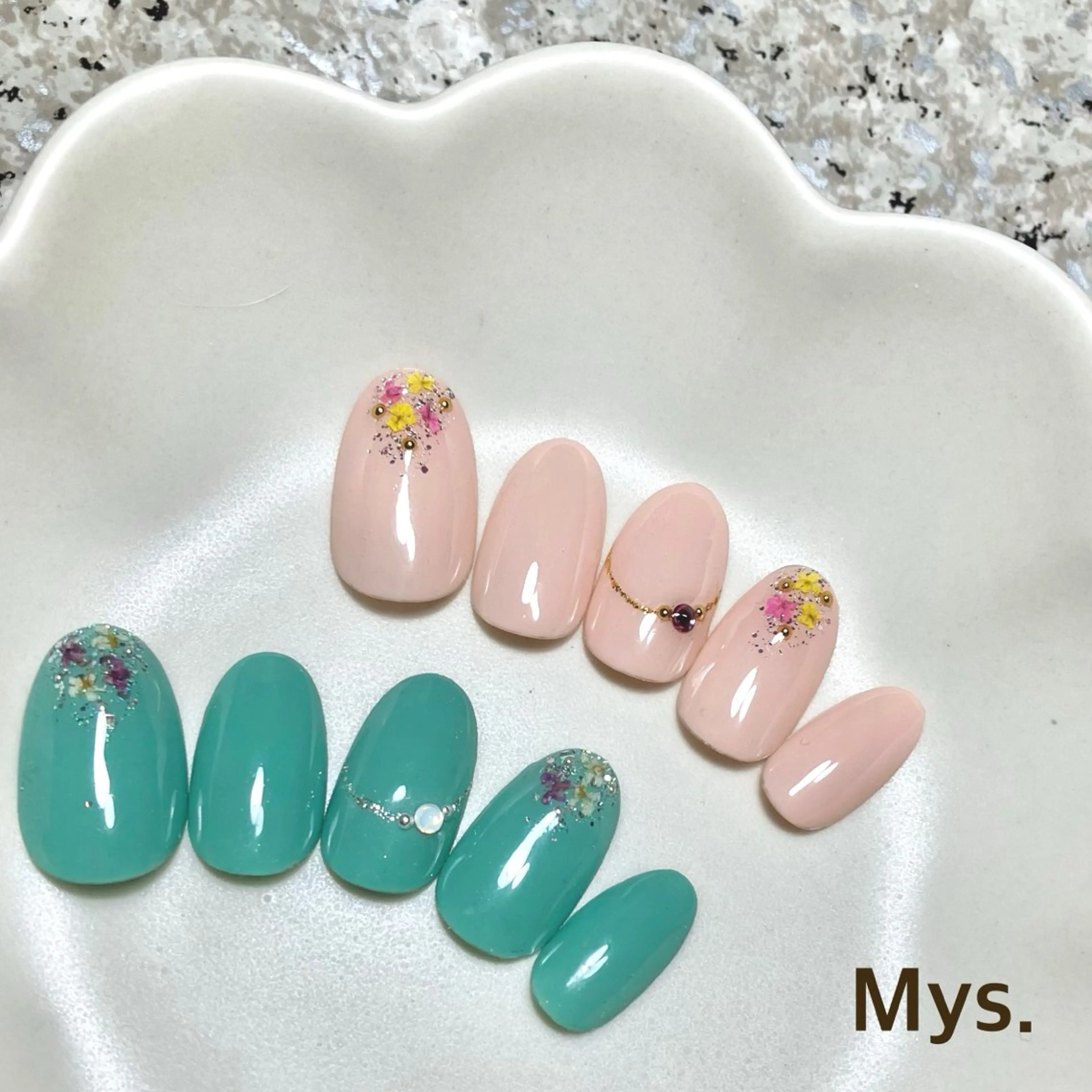 ネイル ハンドネイル Mys. 三上紗紀のネイルデザイン