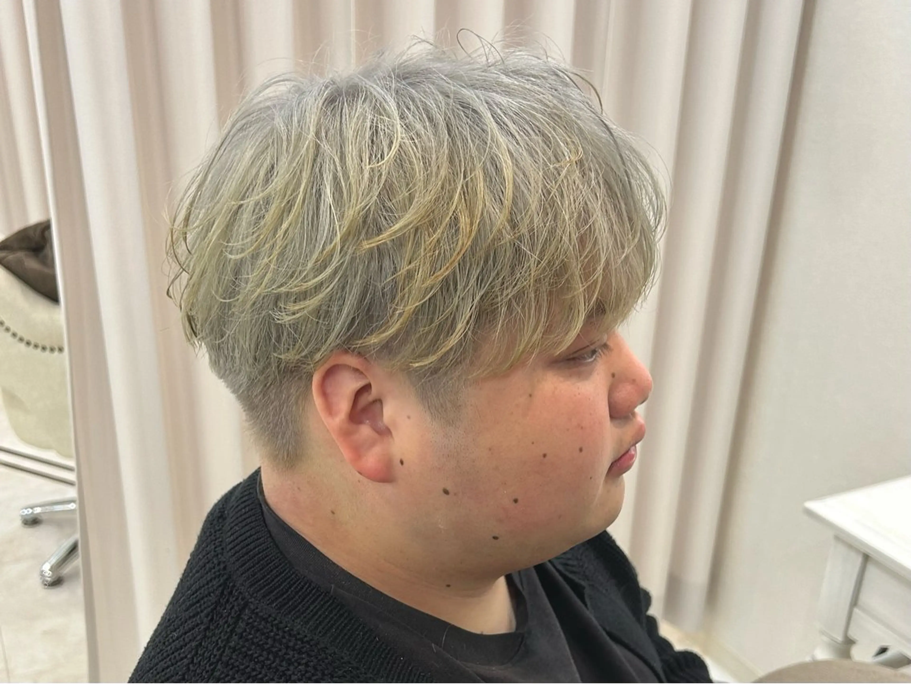 カラー メンズ 千明 大輝のヘアスタイル