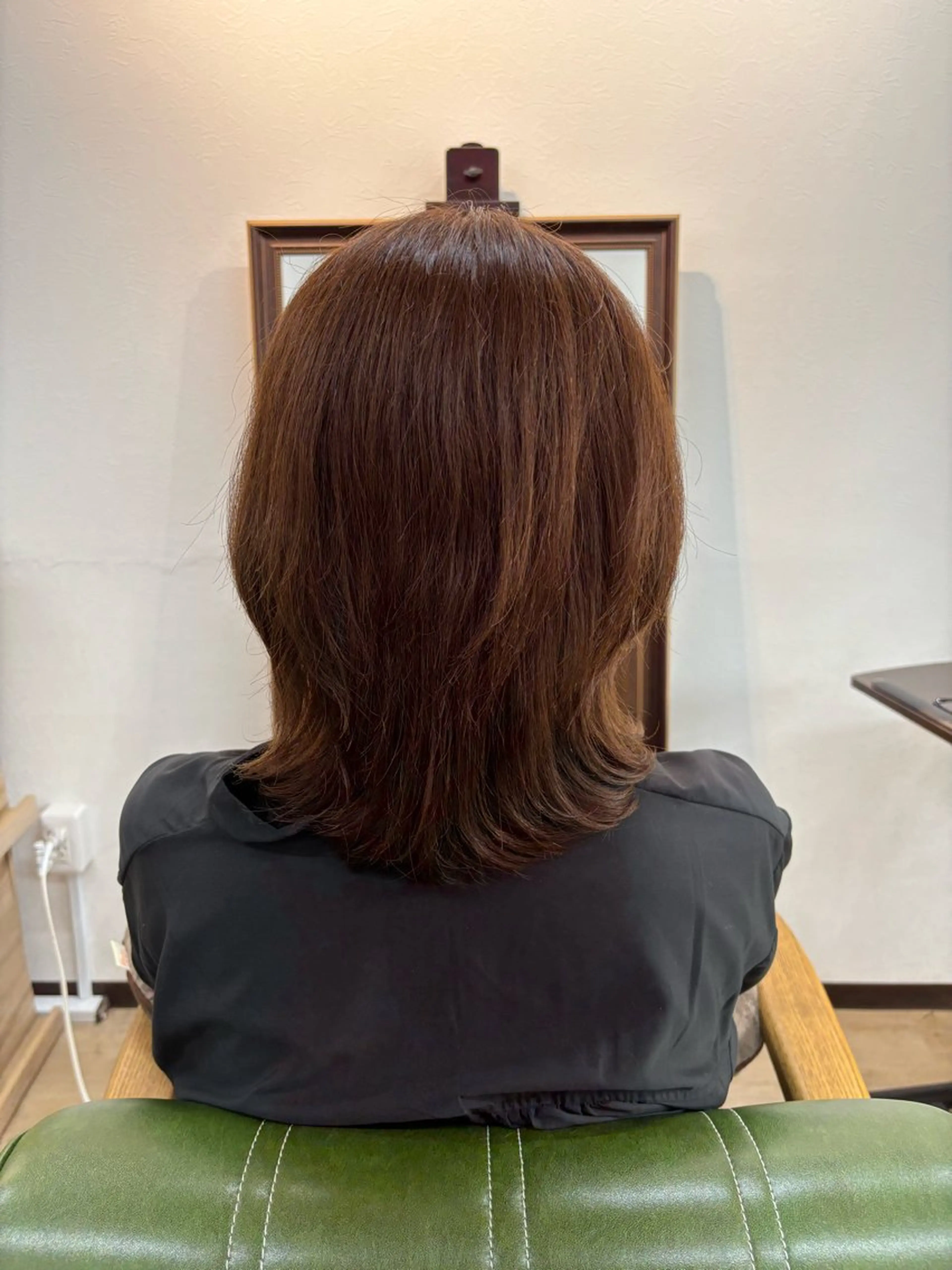 ミディアム くびれヘア 鈴木 優奈のヘアスタイル