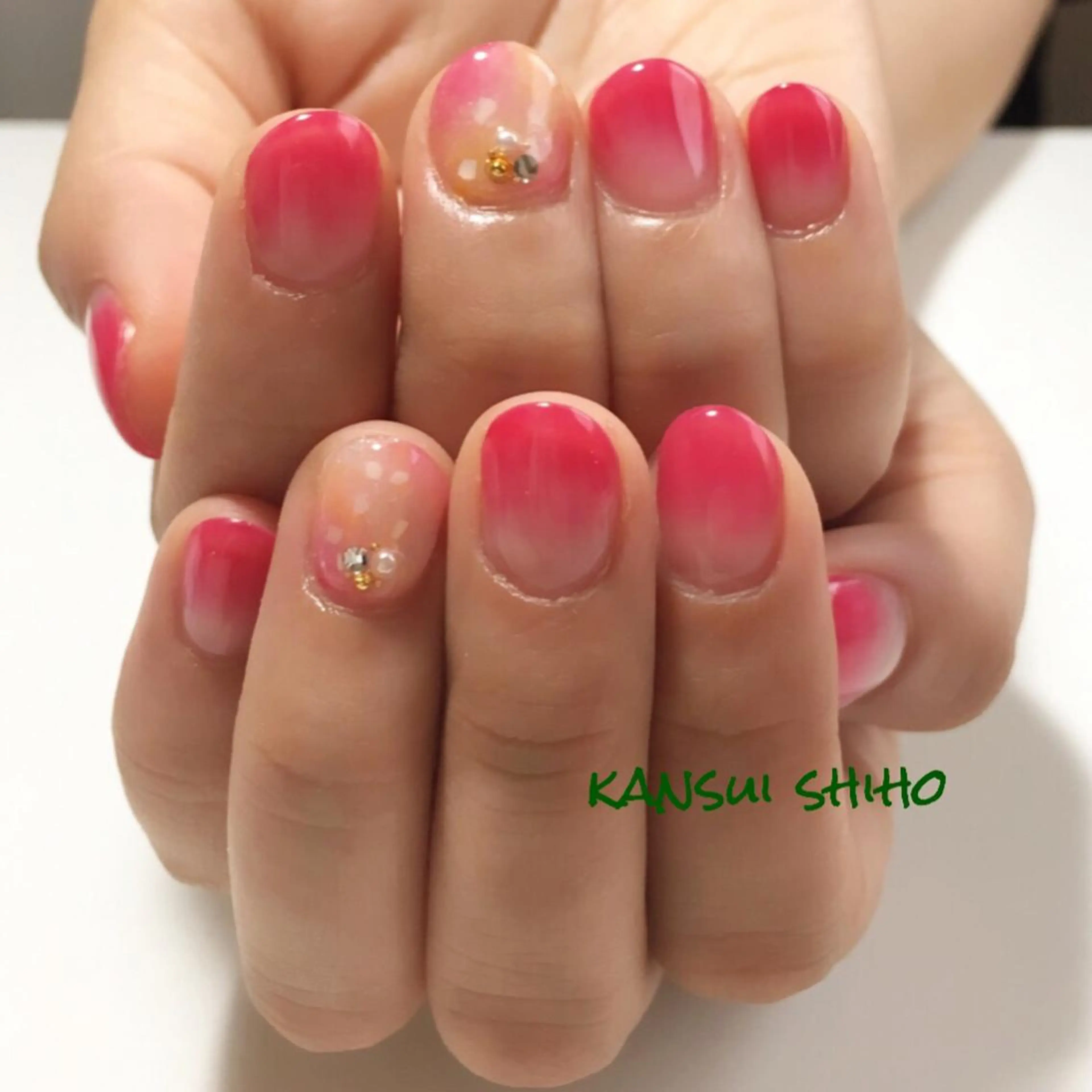 ネイル Elio 国泰寺のネイルデザイン