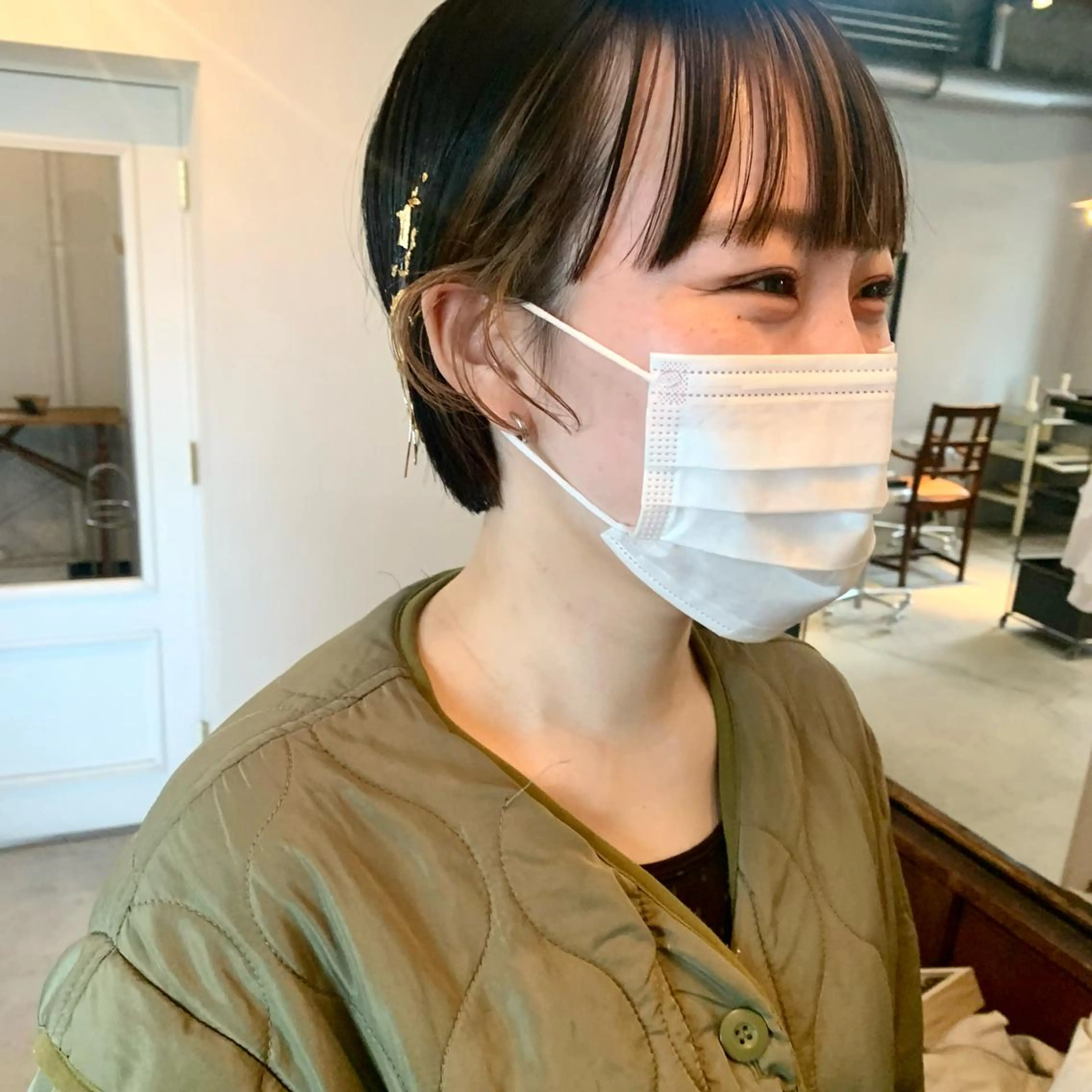 ショート カラー インナーカラー room3小出 奈央子のヘアスタイル