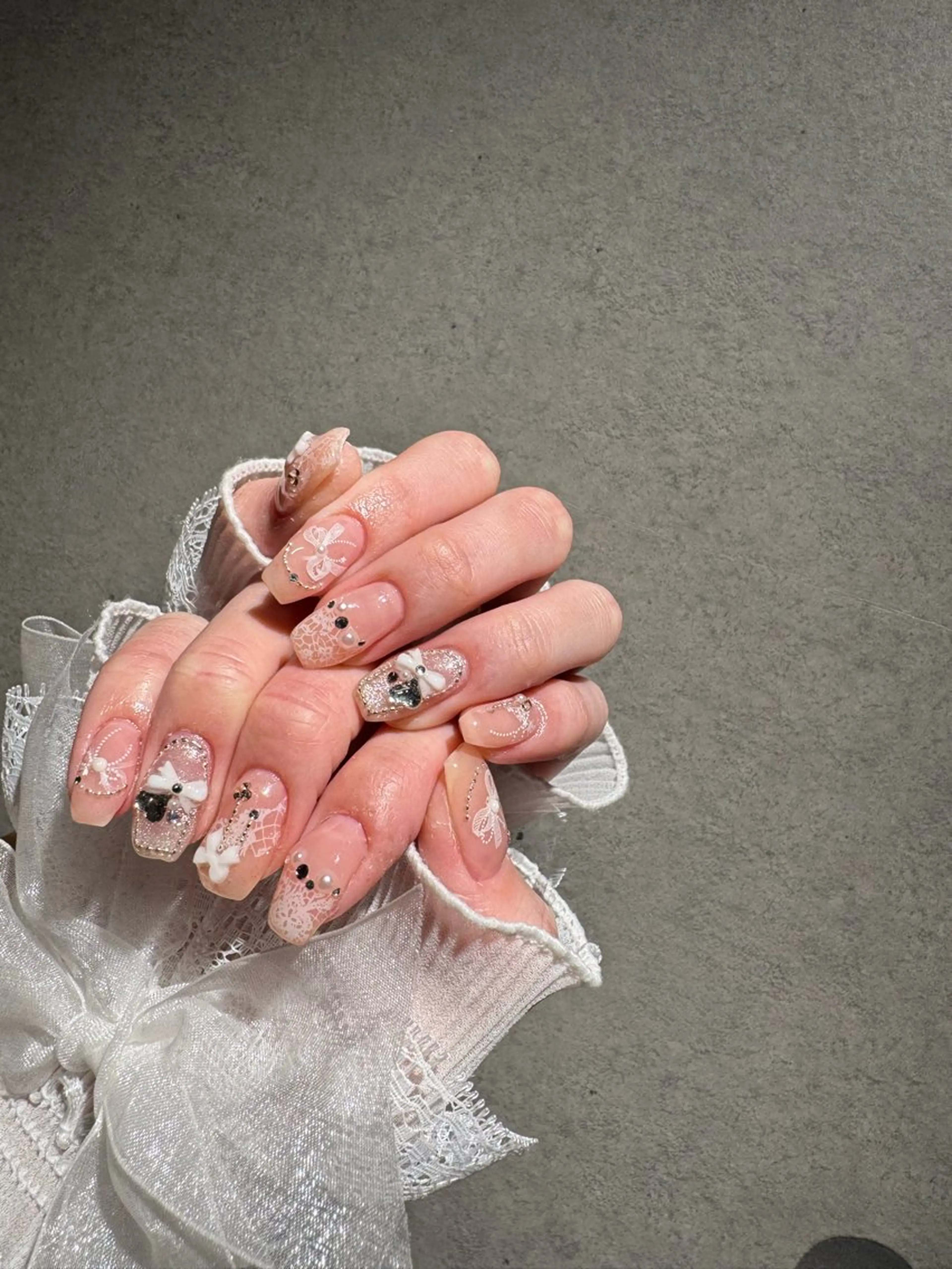 ネイル I-nailロング /ワンホン/キラキラのネイルデザイン