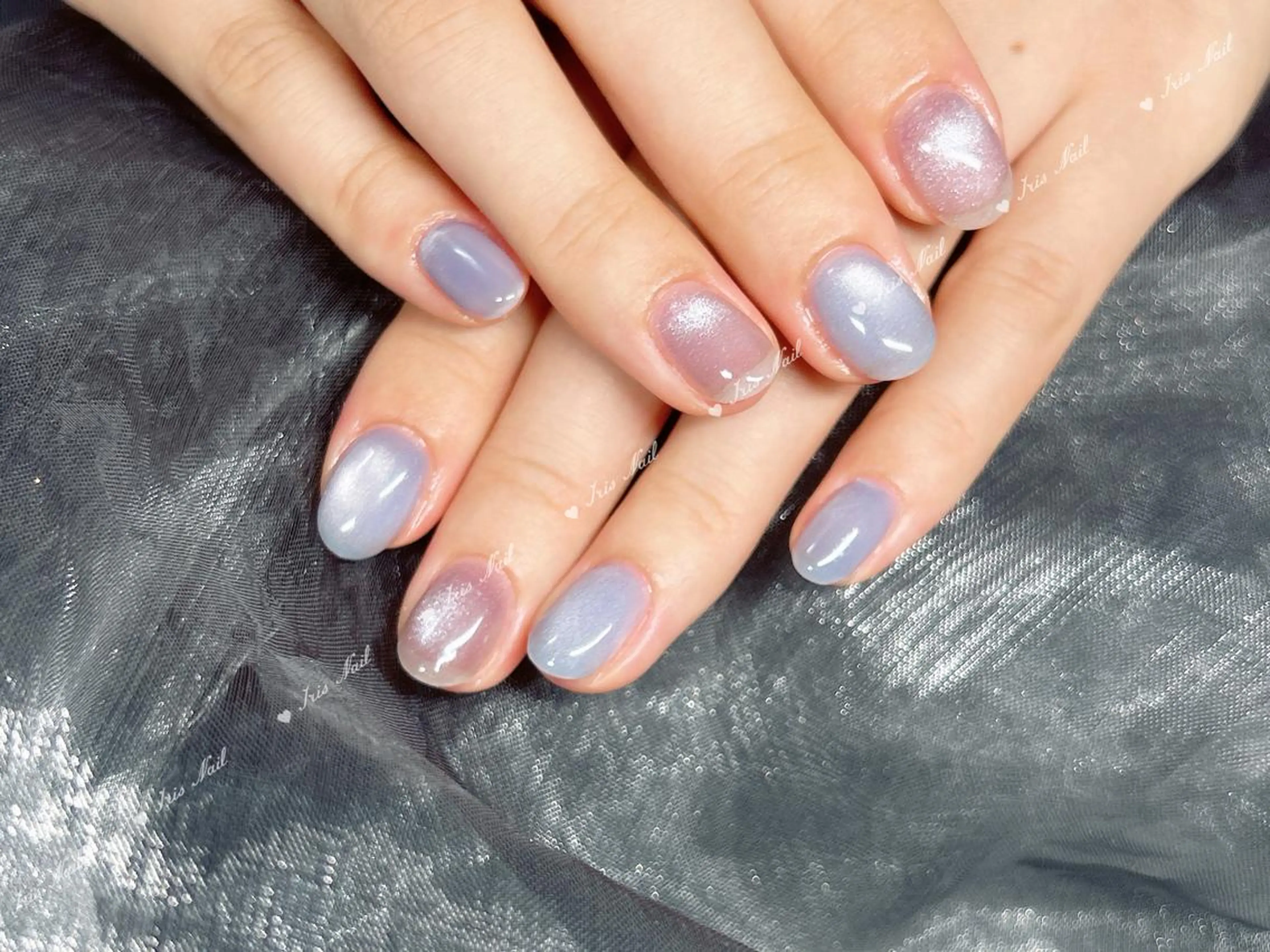 ネイル マグネットネイル ハンドネイル ハンドケア 🍒IRIS Nail🌸のネイルデザイン