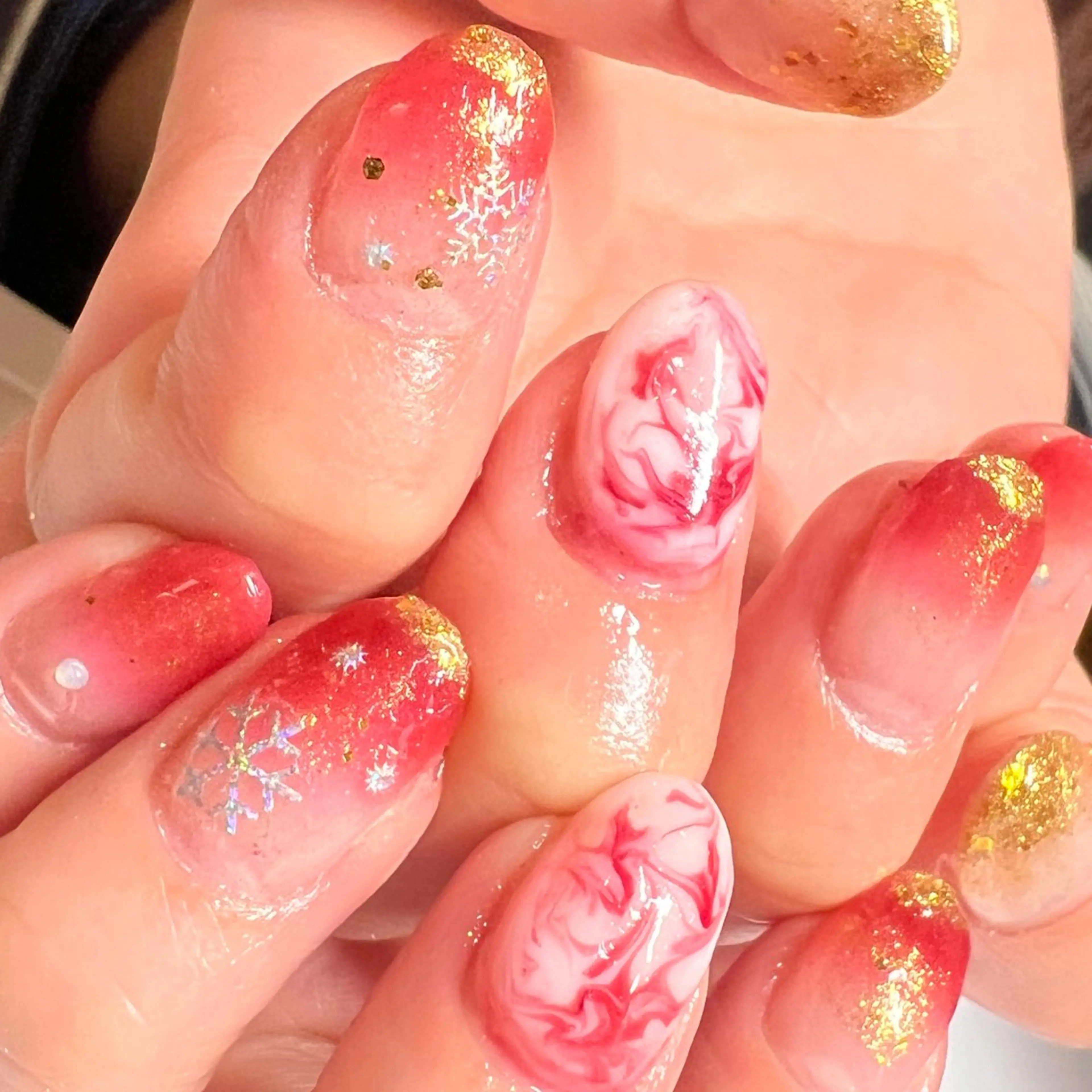 ミディアム クリスマス ハンドネイル Nail Salon midnightのネイルデザイン
