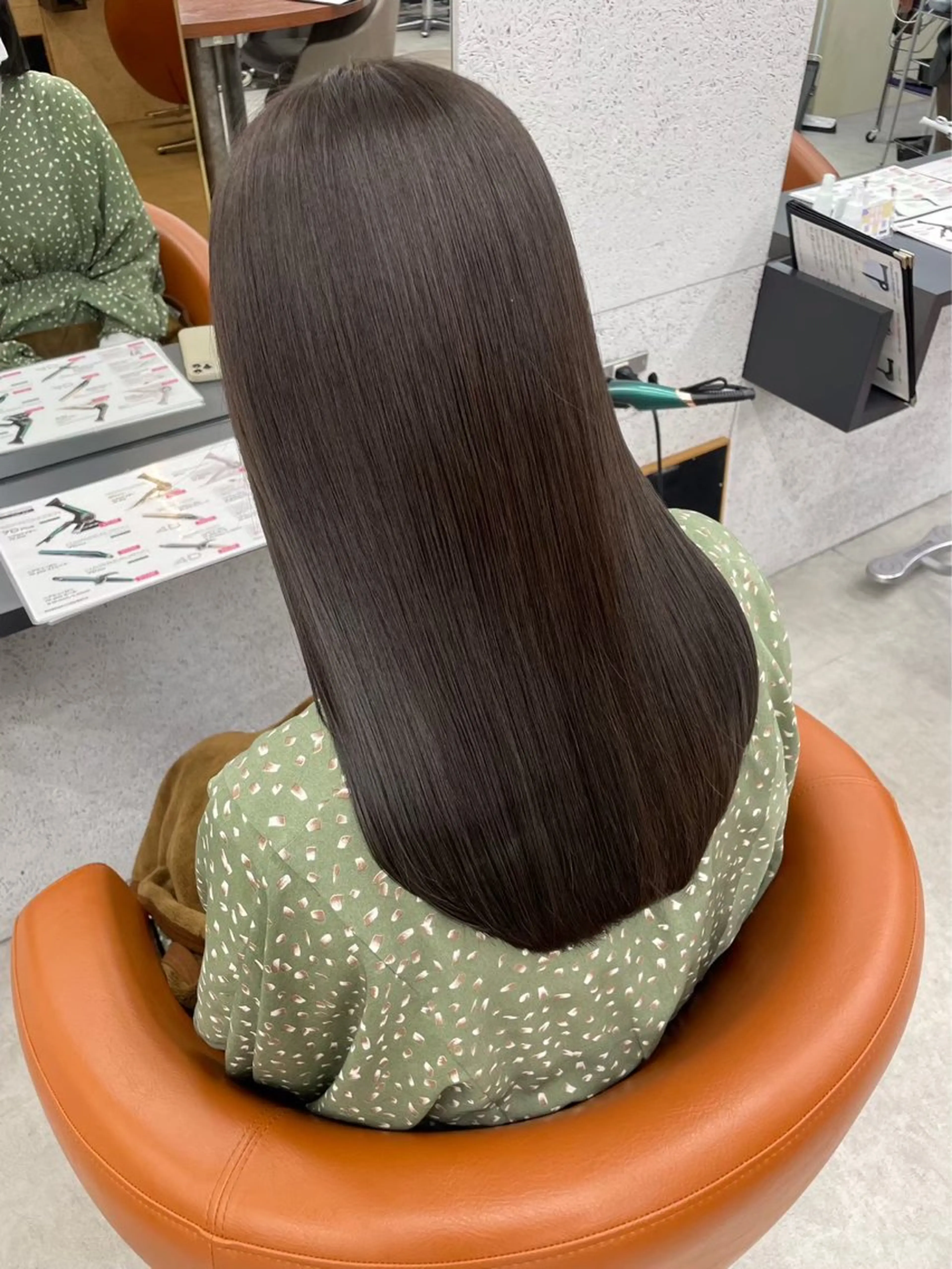 ロング 高松 沙耶のヘアスタイル