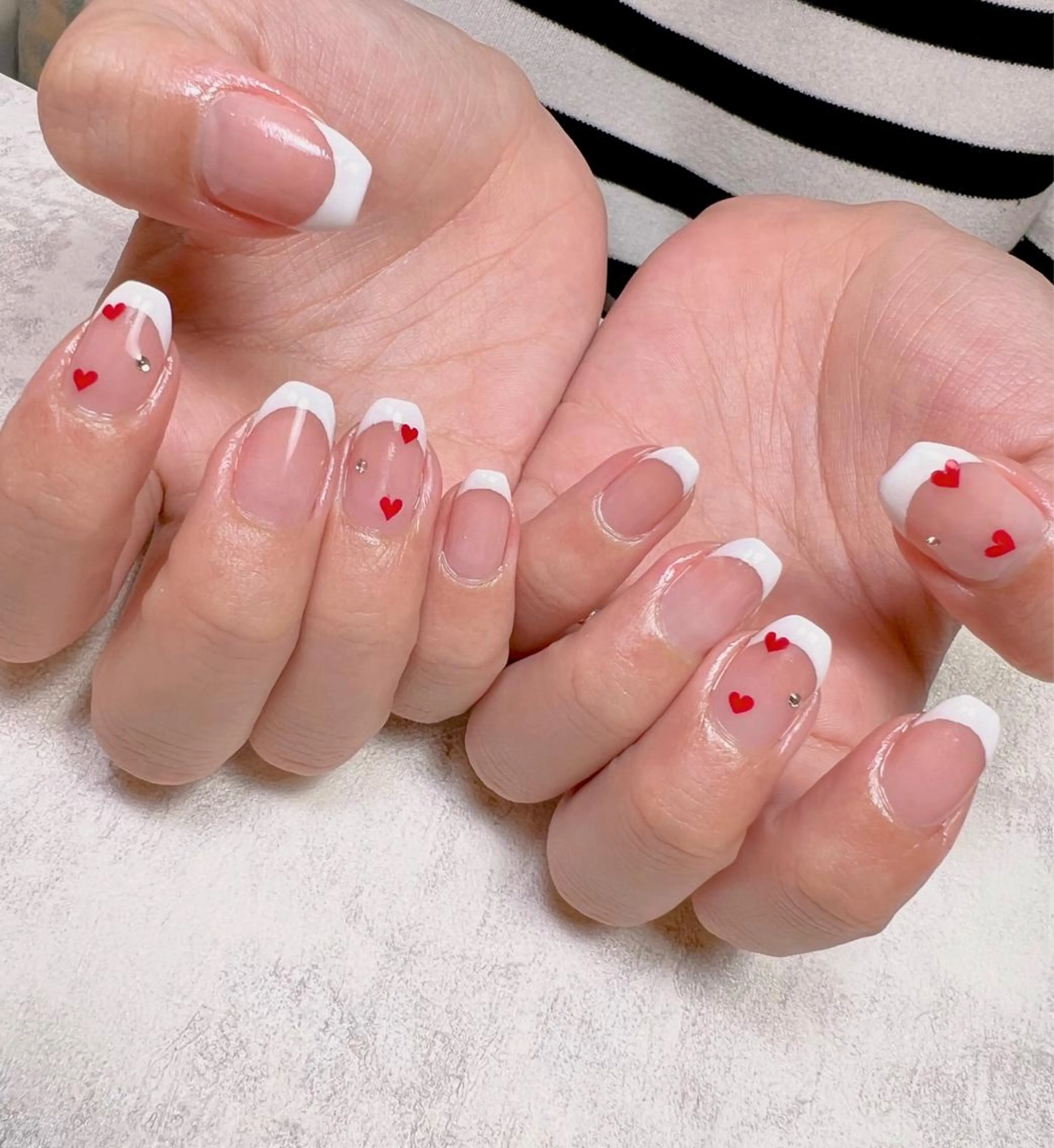 ネイル フレンチネイル ハート 園 あゆみのエステ・リラクイメージ