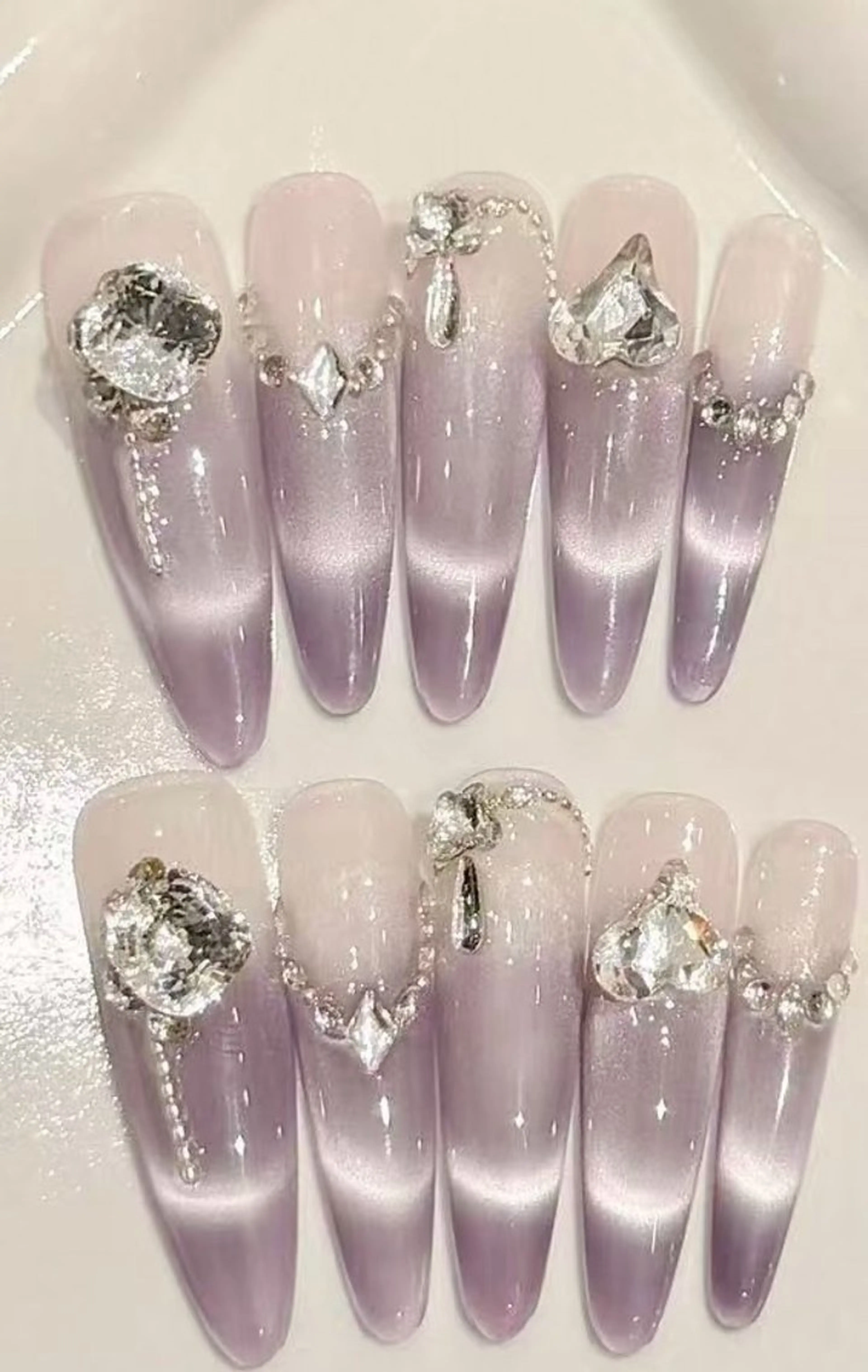 ネイル アートネイル 長さ出し ジェルネイル マグネットネイル ニュアンスネイル ハンドネイル Cloudy Chan 歌舞伎町のネイルデザイン