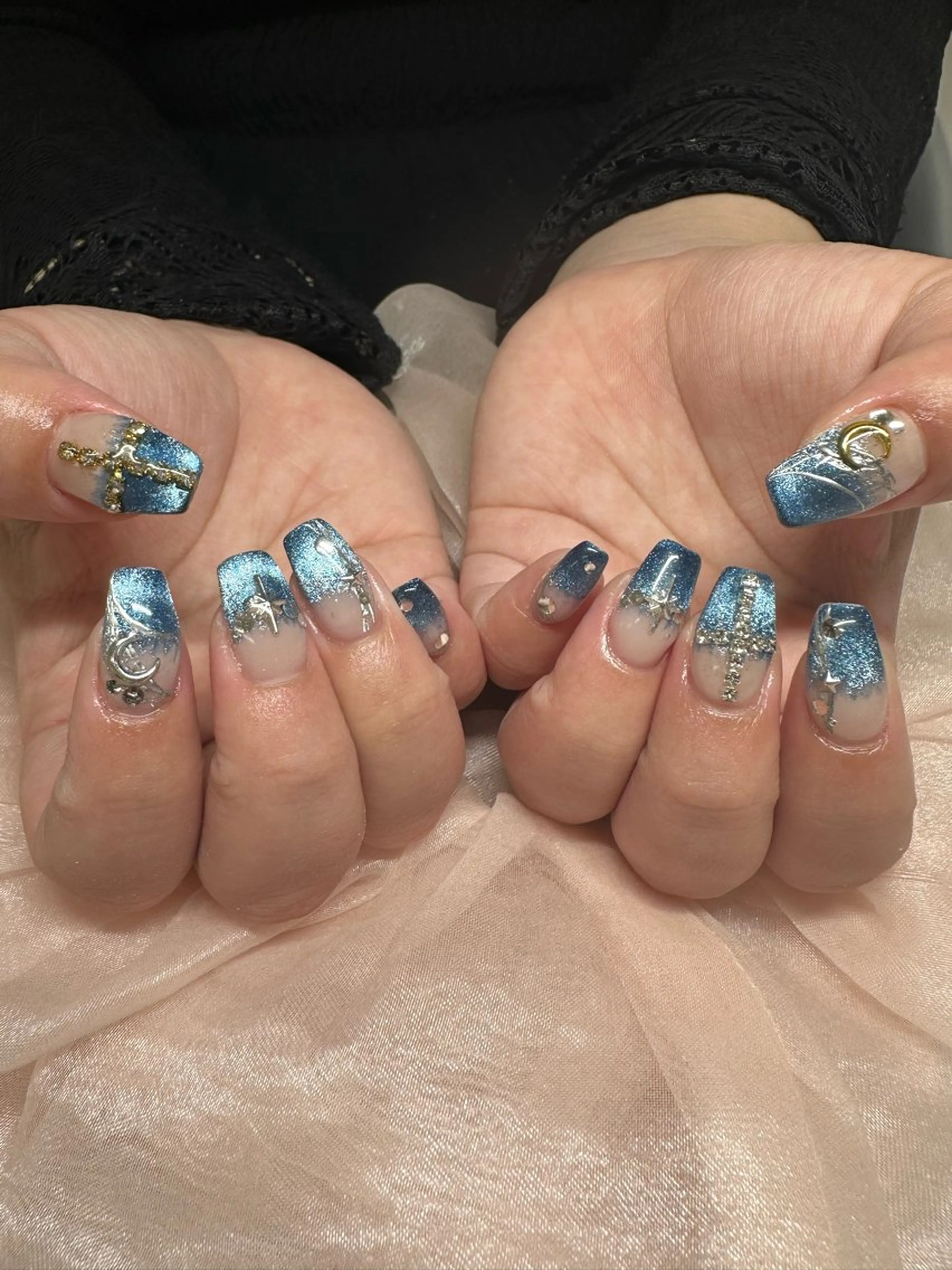 ネイル ハンドネイル AOAQUA SHIORIのネイルデザイン