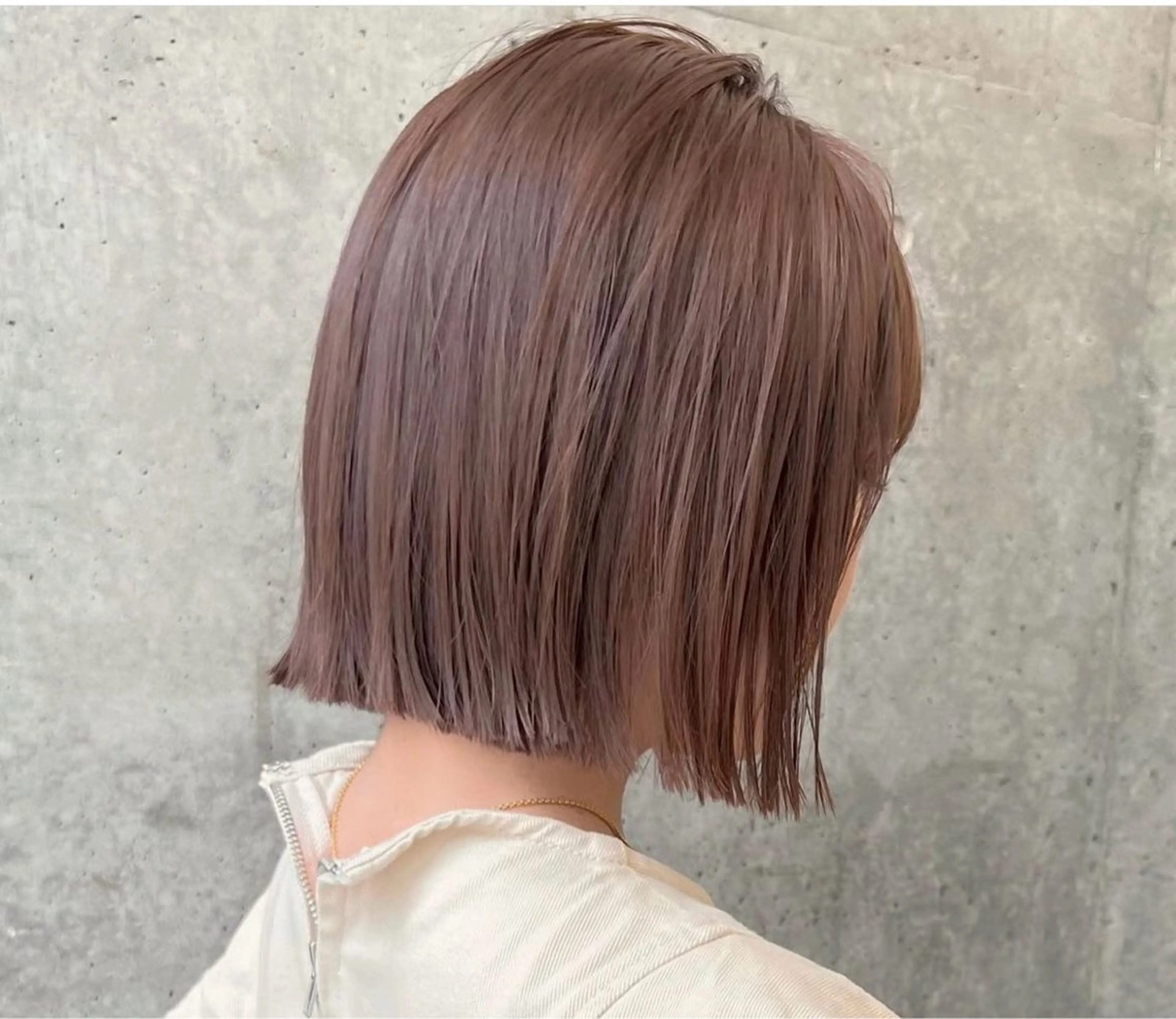 【ダメージが気になる方におすすめ✨】カット+ブリーチなしダブルカラー+サラ艶トリートメントの写真