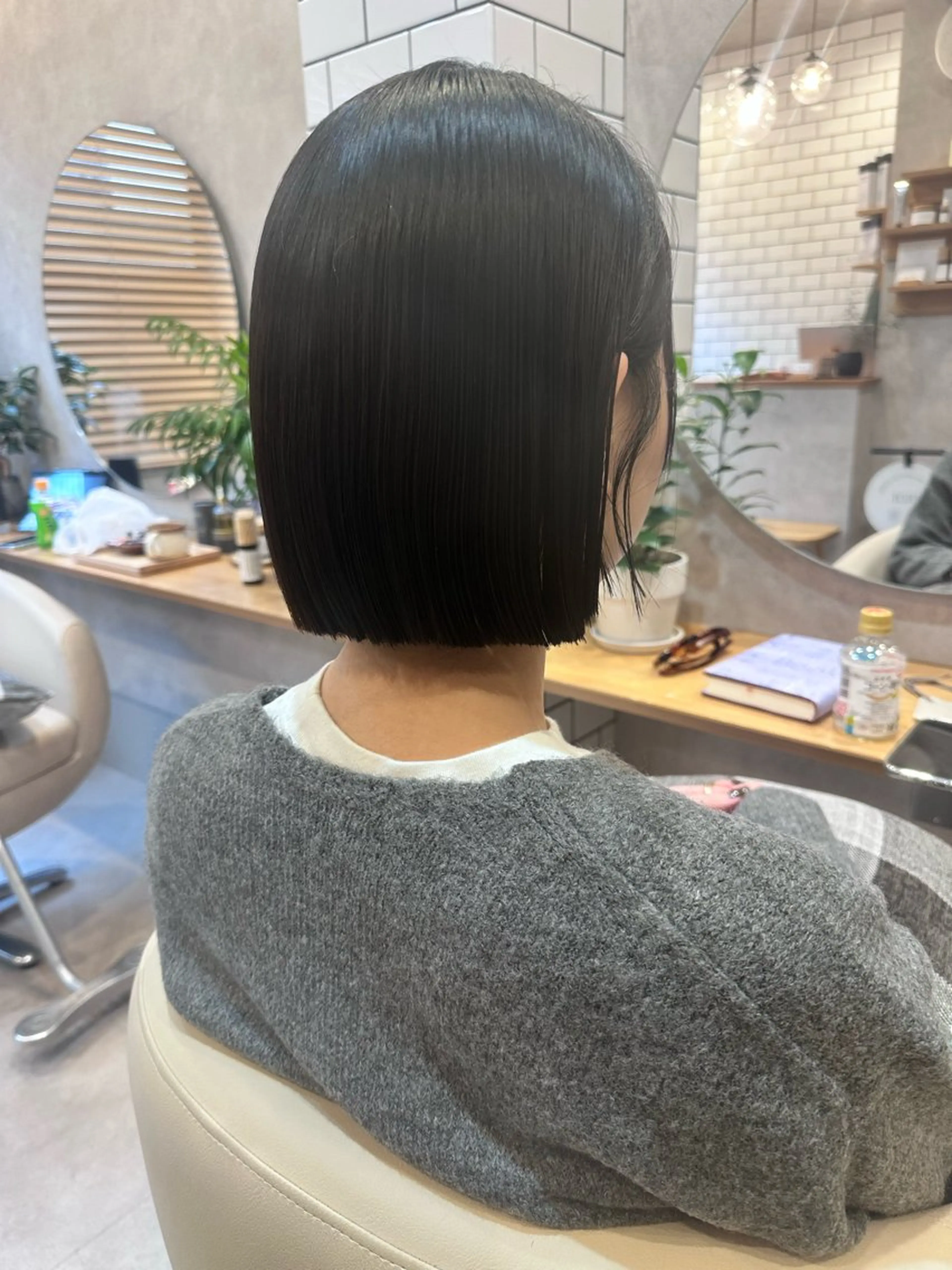 ショート カラー ボブ カット ヘアカラー トリートメント 高橋友里亜 /フリーランスのヘアスタイル