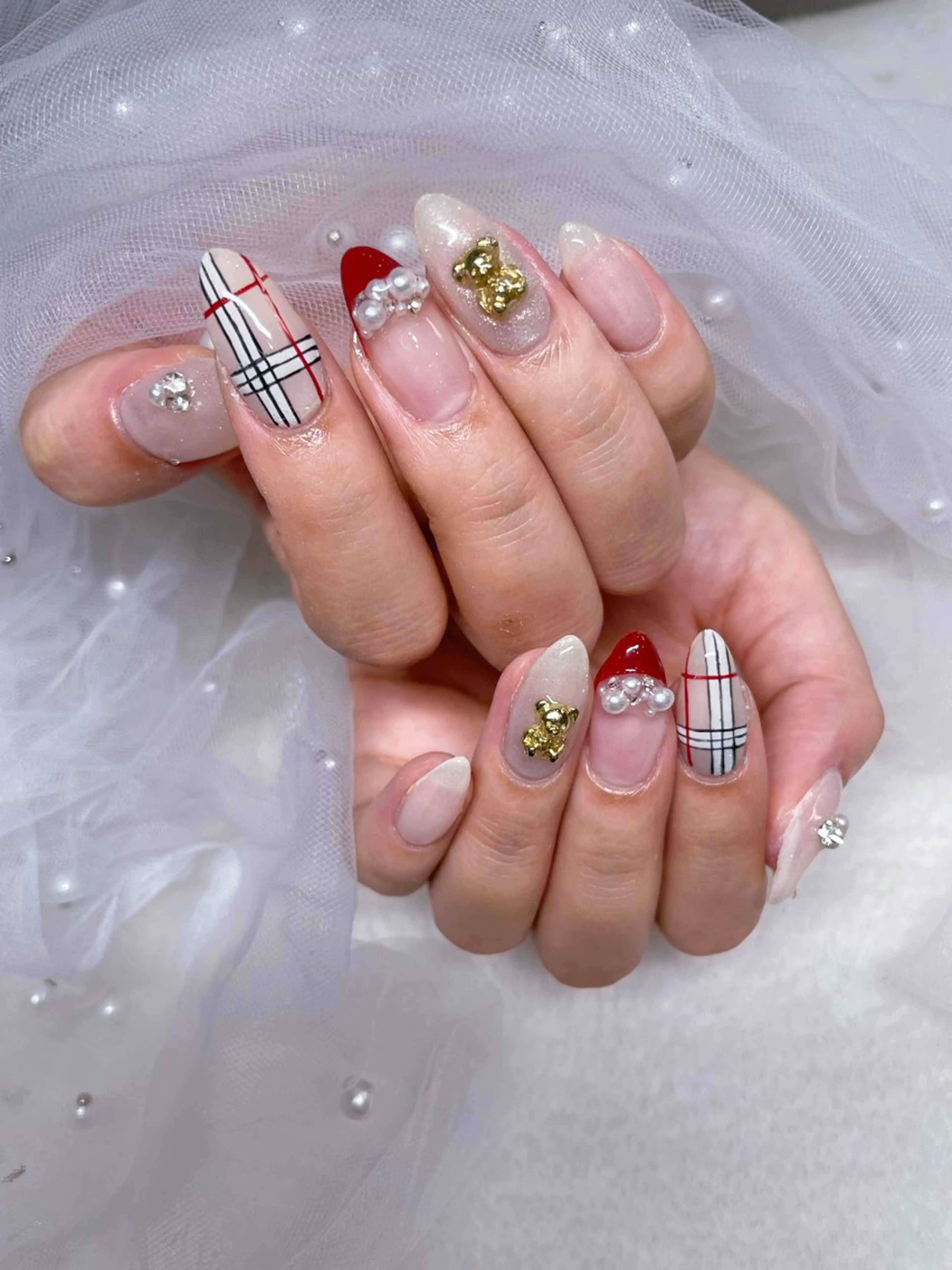 ネイル ハンドネイル I-nail Moeのネイルデザイン