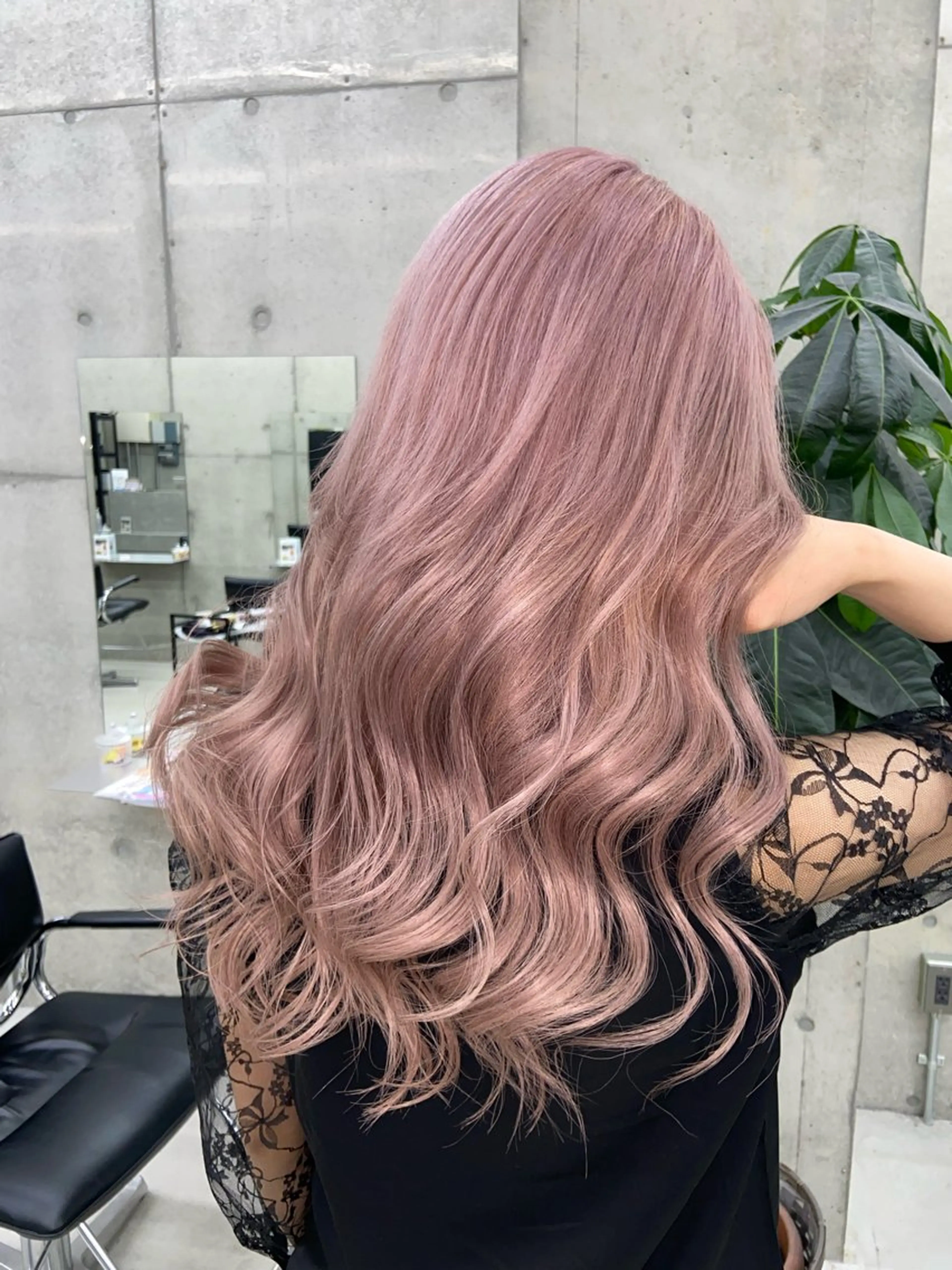 ロング カラー 齋藤 梨乃のヘアスタイル
