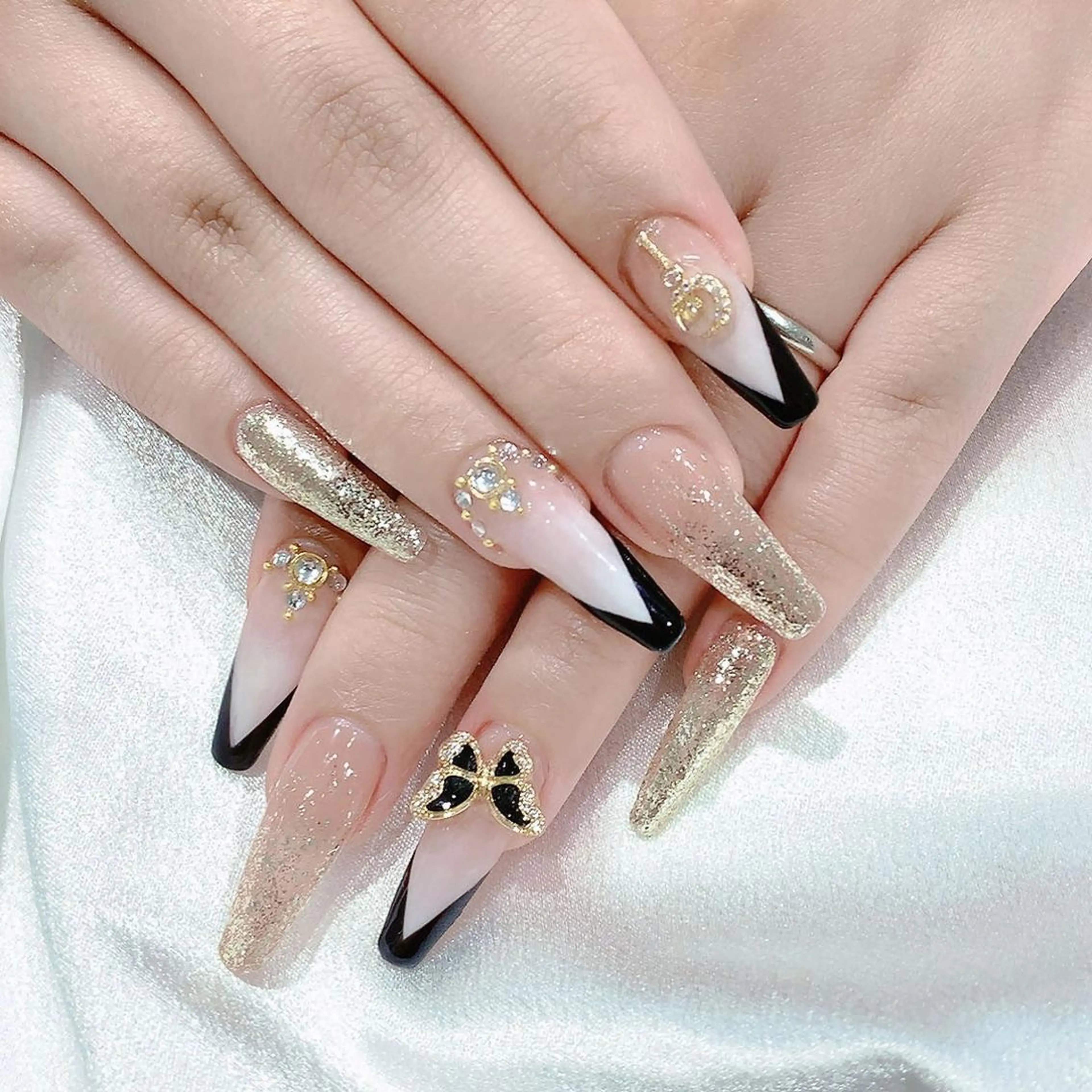 ネイル ハンドネイル ハンドケア Sachi Nail上野のネイルデザイン