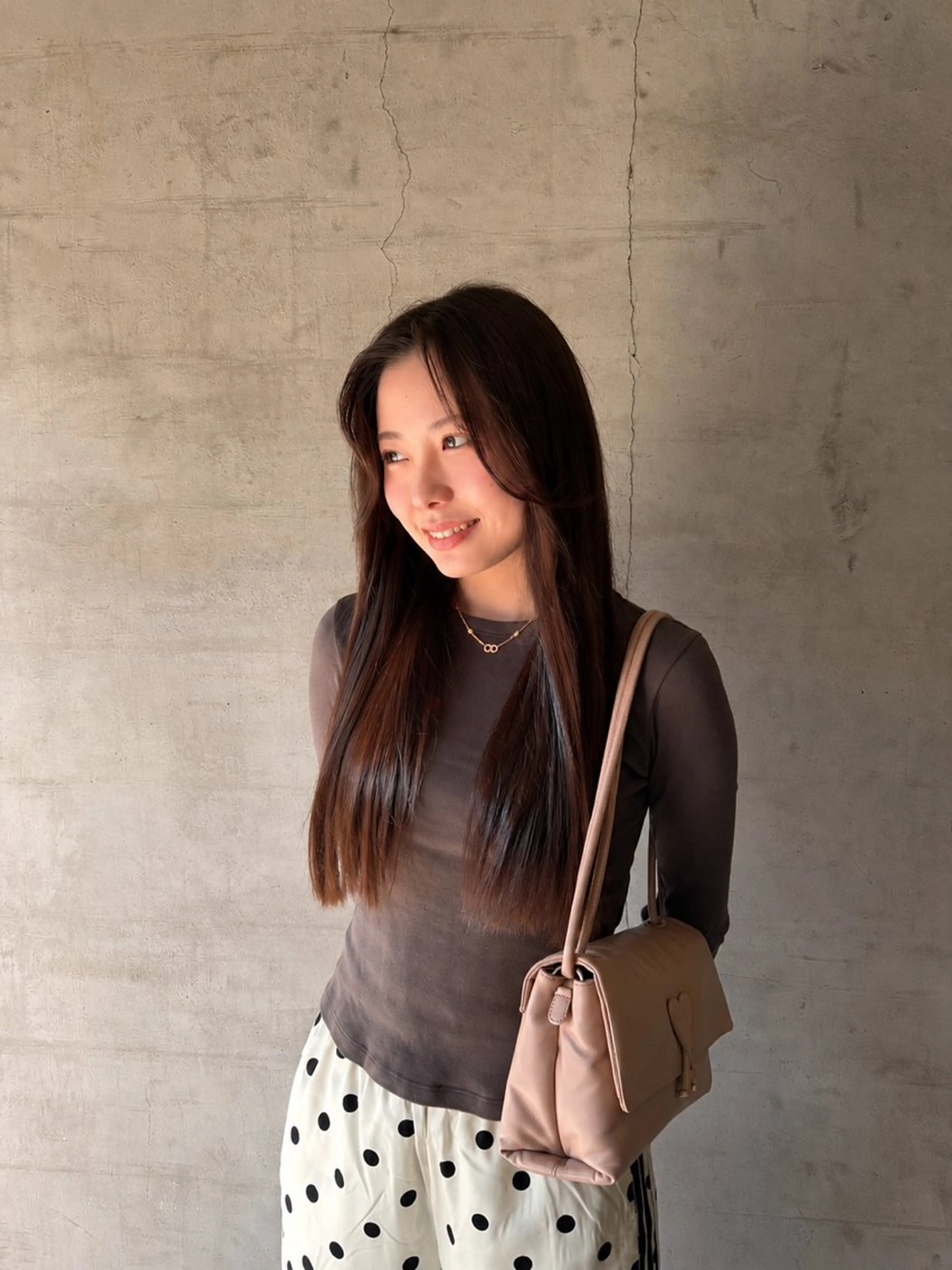 ロング SLASHスラッシュ 菅野あかねのヘアスタイル