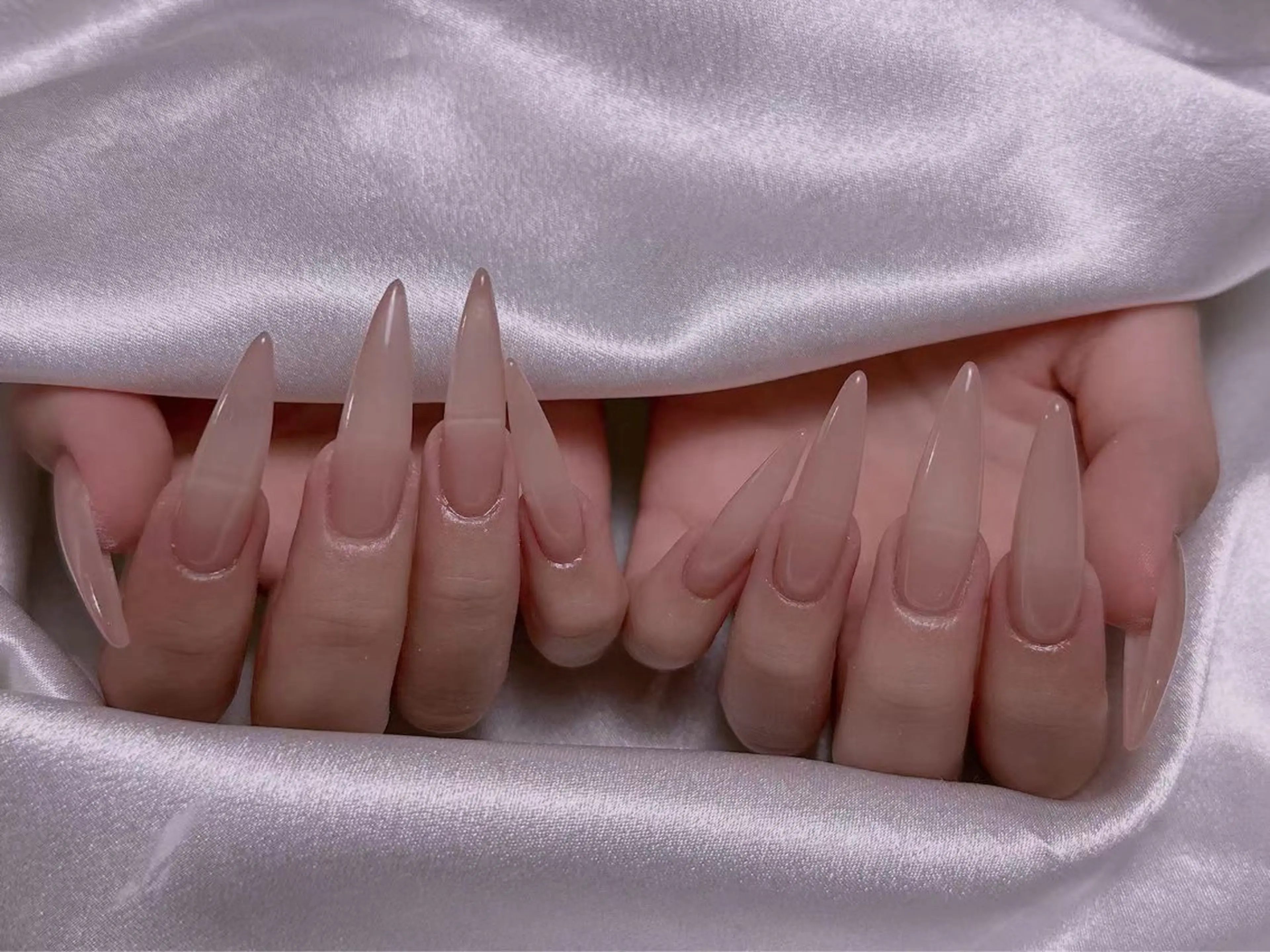 ネイル 長さ出し専門店 RIRIのネイルデザイン