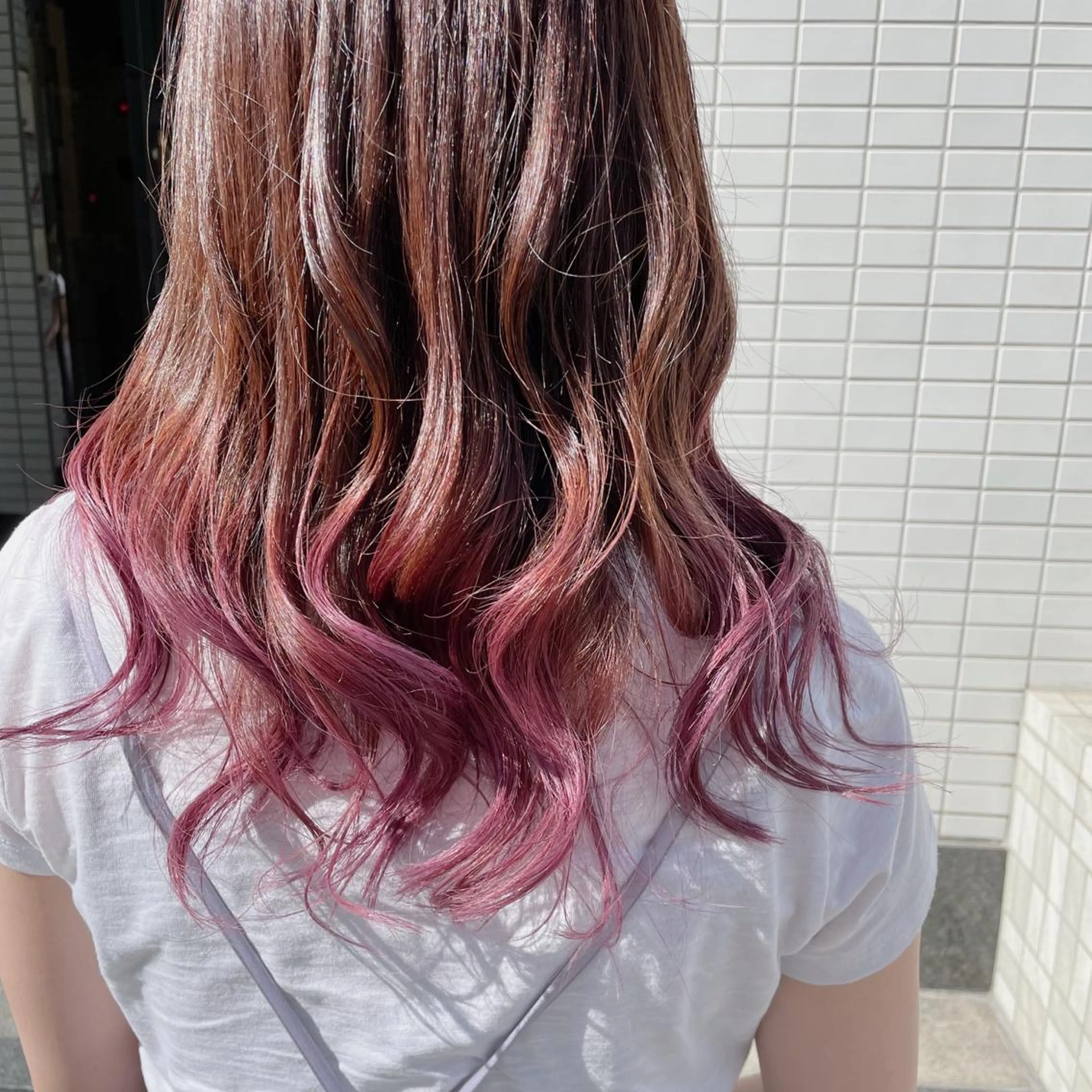 セミロング カラー ヘアアレンジ グラデーションカラー ピンクカラー なつき/艶ピンク/ girly hairのヘアスタイル