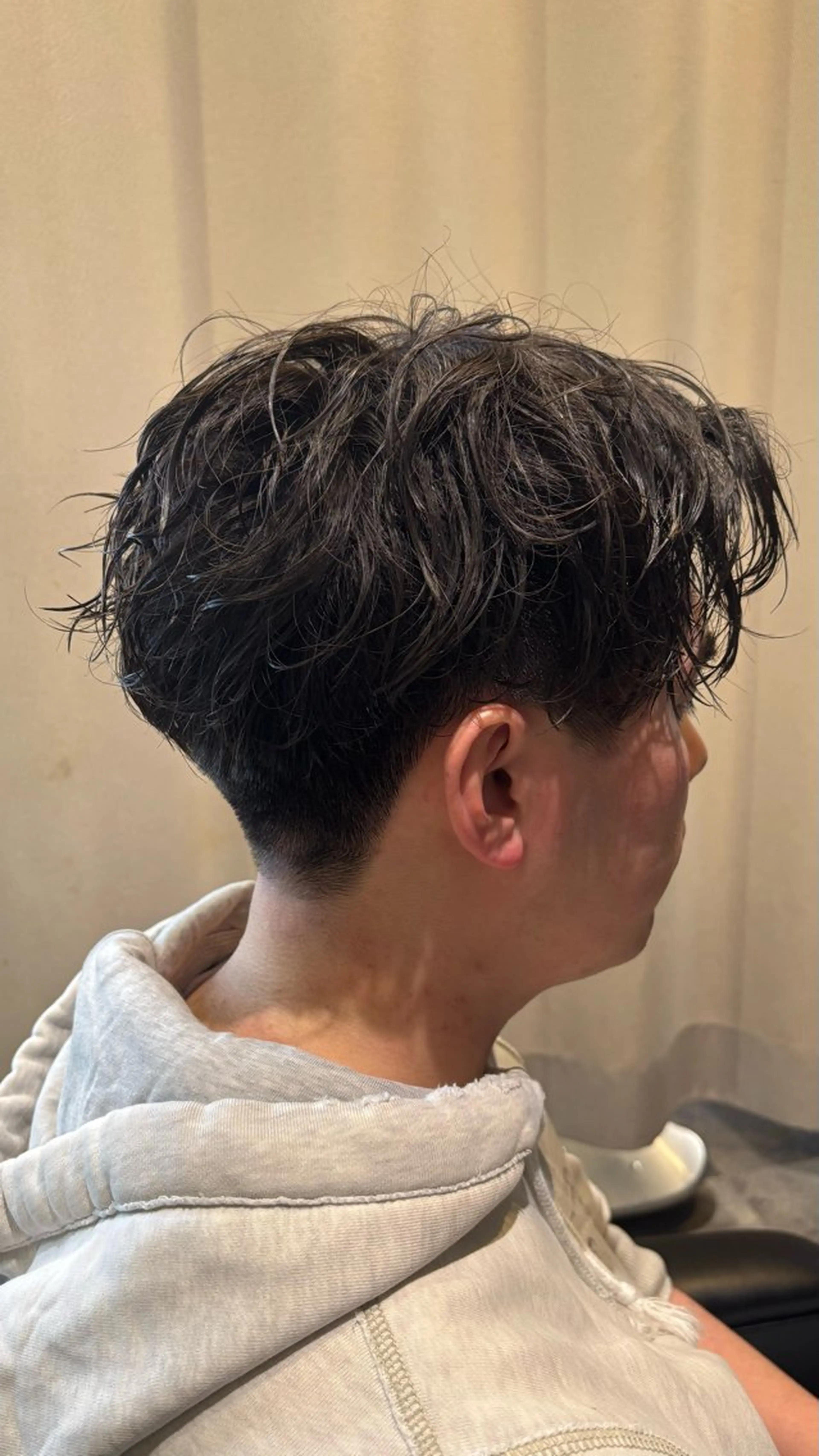 ショート パーマ メンズ 鼎一真ハイトーン/ パーマ/何でも屋さんのヘアスタイル