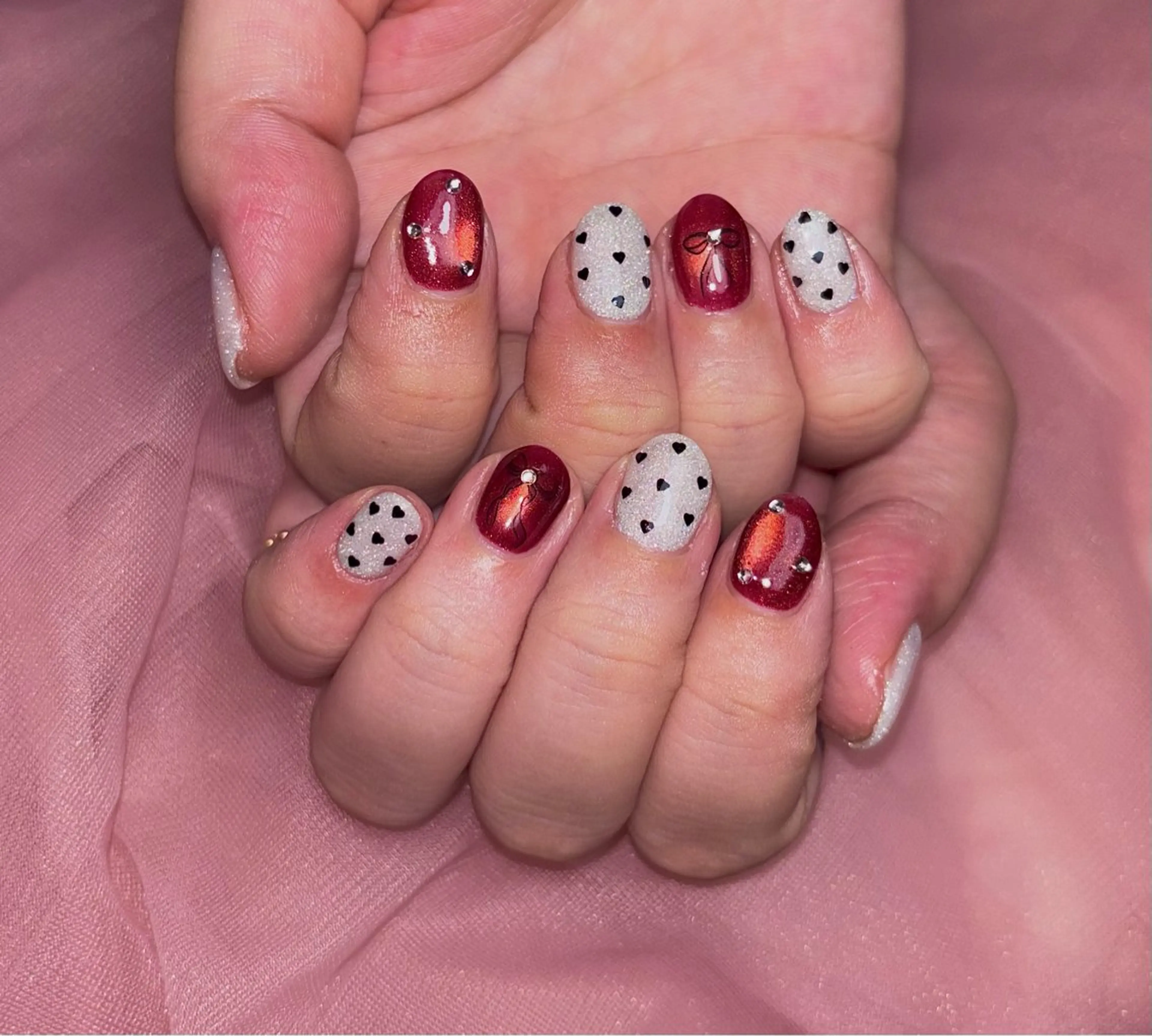 ネイル 𝐁𝐞𝐥𝐥 𝐦𝐞のネイルデザイン