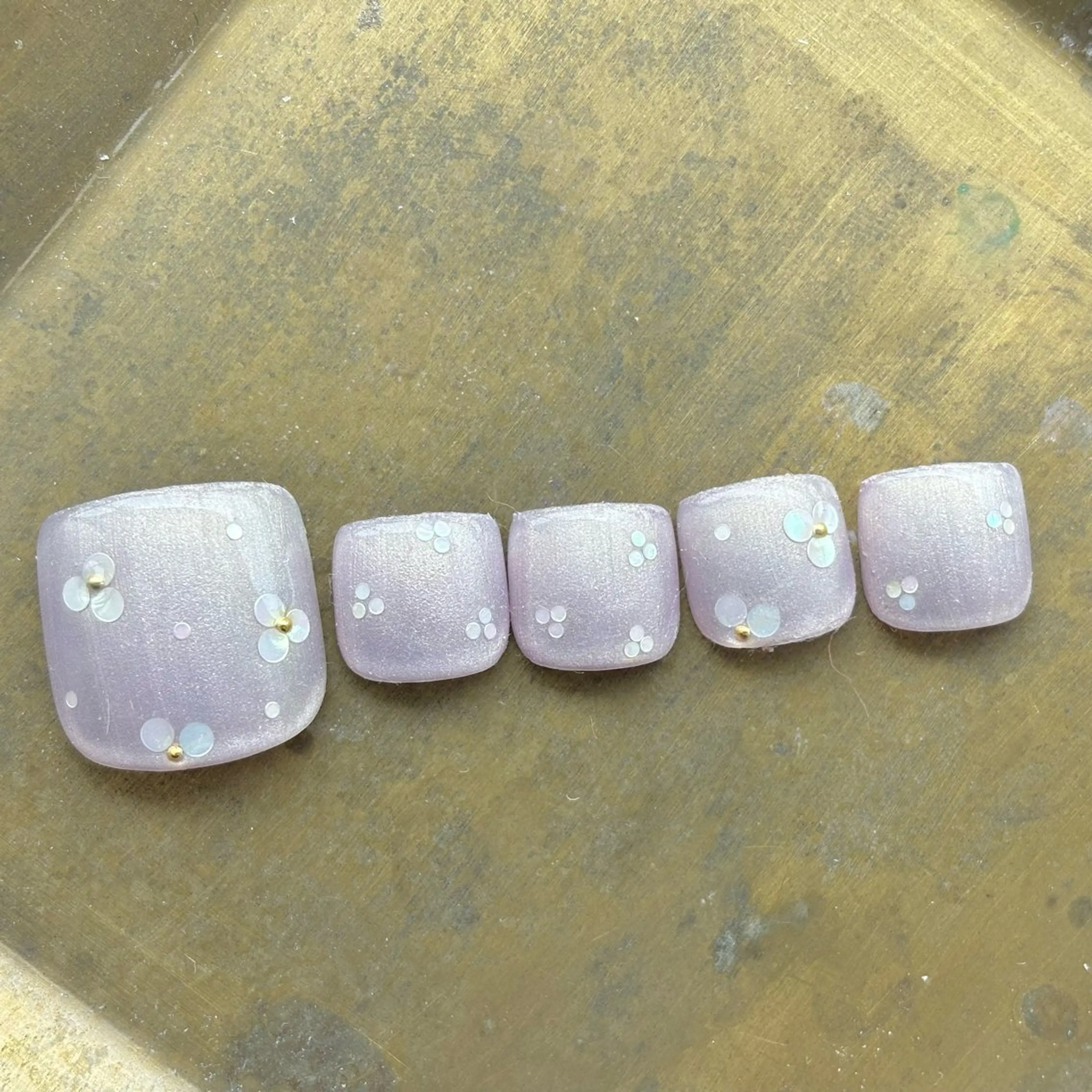 ネイル ゴールド 伊藤 貴恵のネイルデザイン