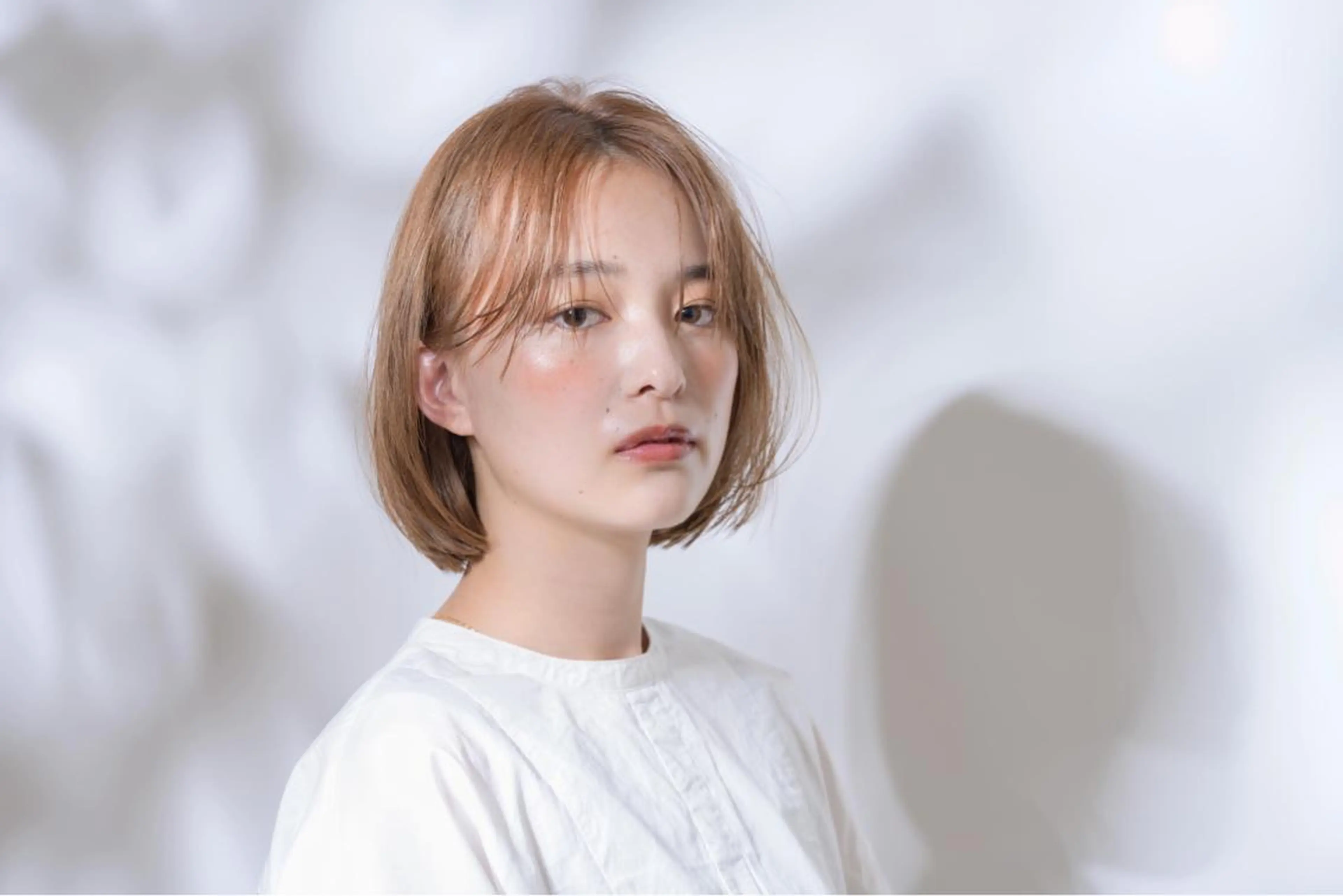 ショート カラー カット ヘアカラー トリートメント ぱつっとボブ/ 小野あかねのヘアスタイル
