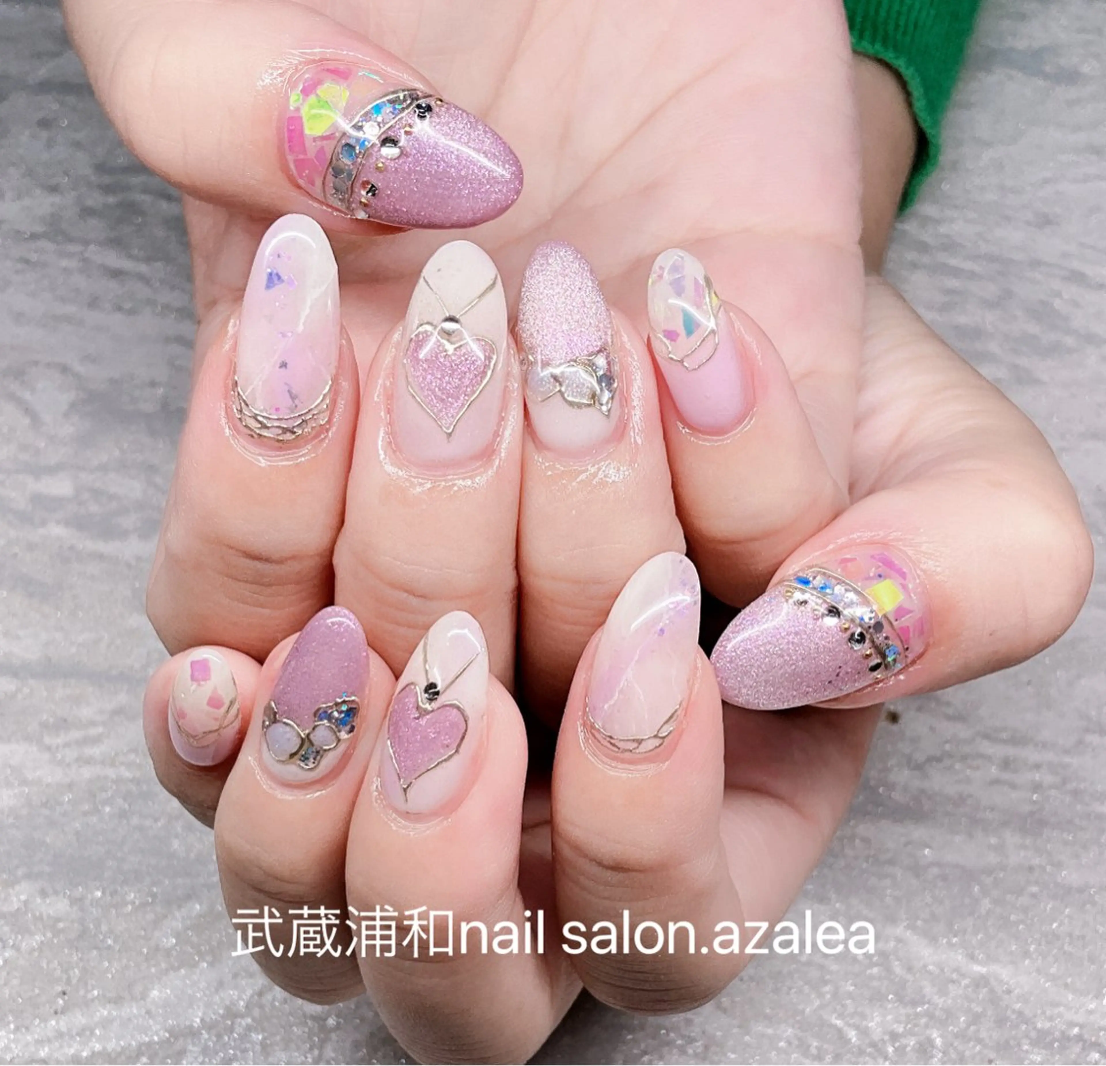 ネイル ハンドネイル R inのネイルデザイン