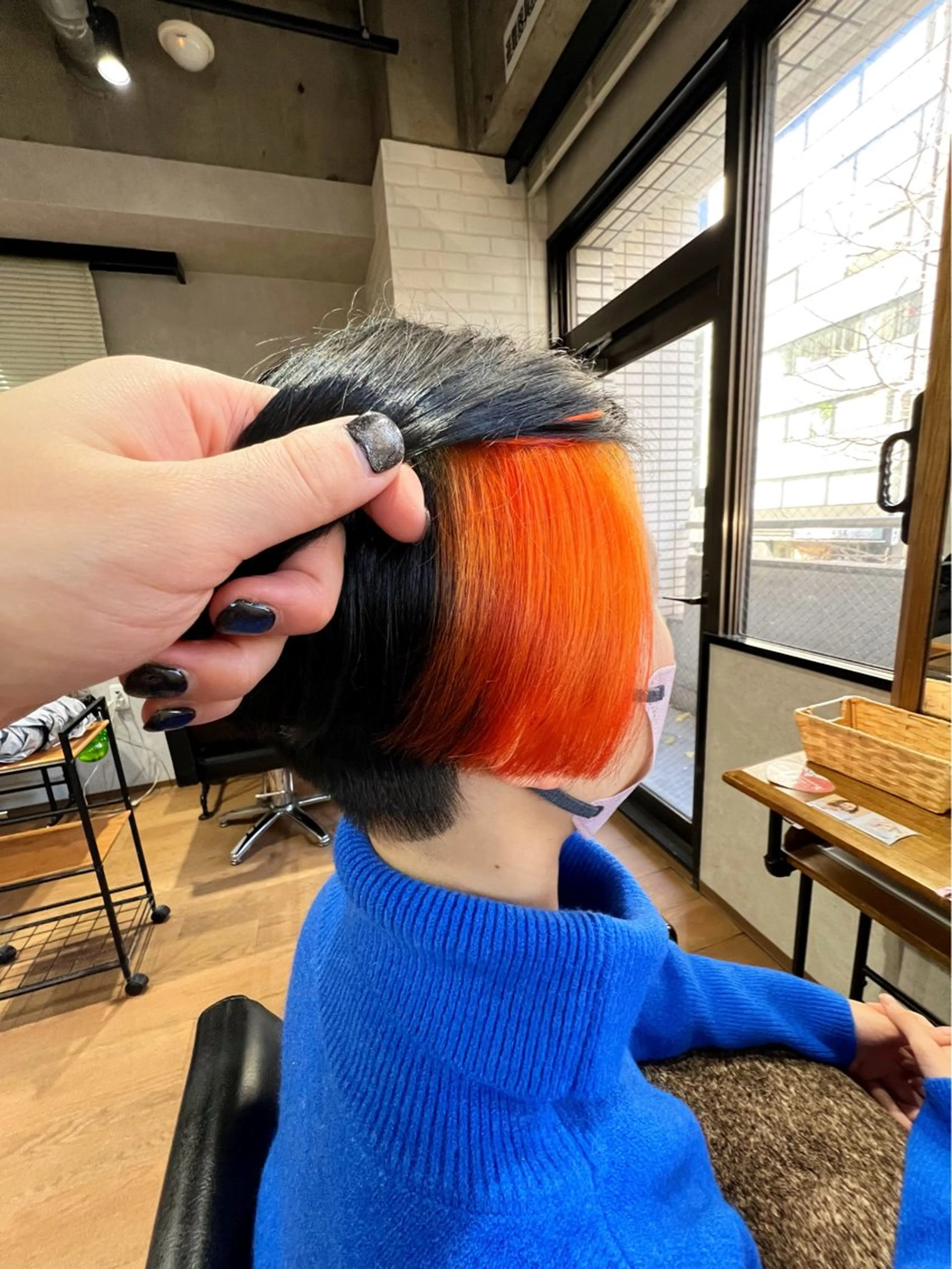 ショート カラー イヤリングカラー オレンジ カット ヘアカラー ✨ハイトーン カラー福岡拓也✨のヘアスタイル