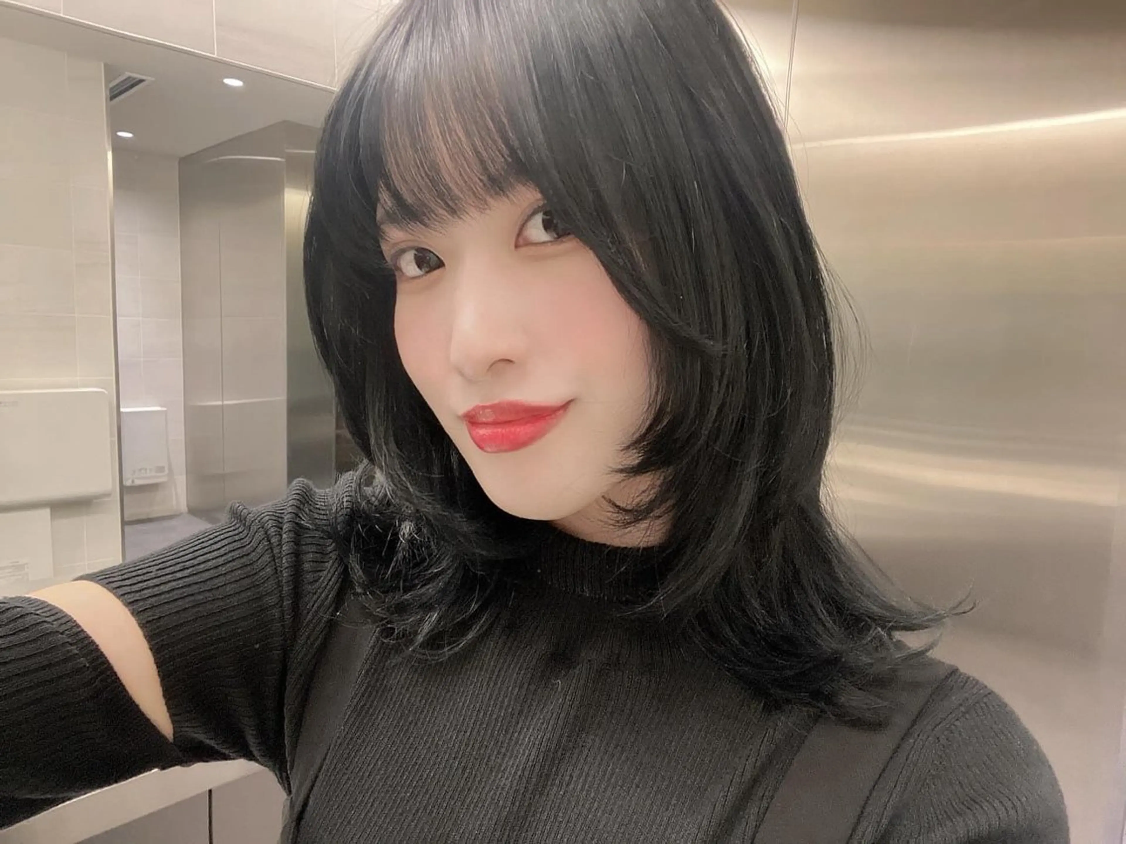 ミディアム カラー 韓国風ヘア レイヤーカット 顔周り特化/韓国ヘア /レイヤー/吉野幸大のヘアスタイル