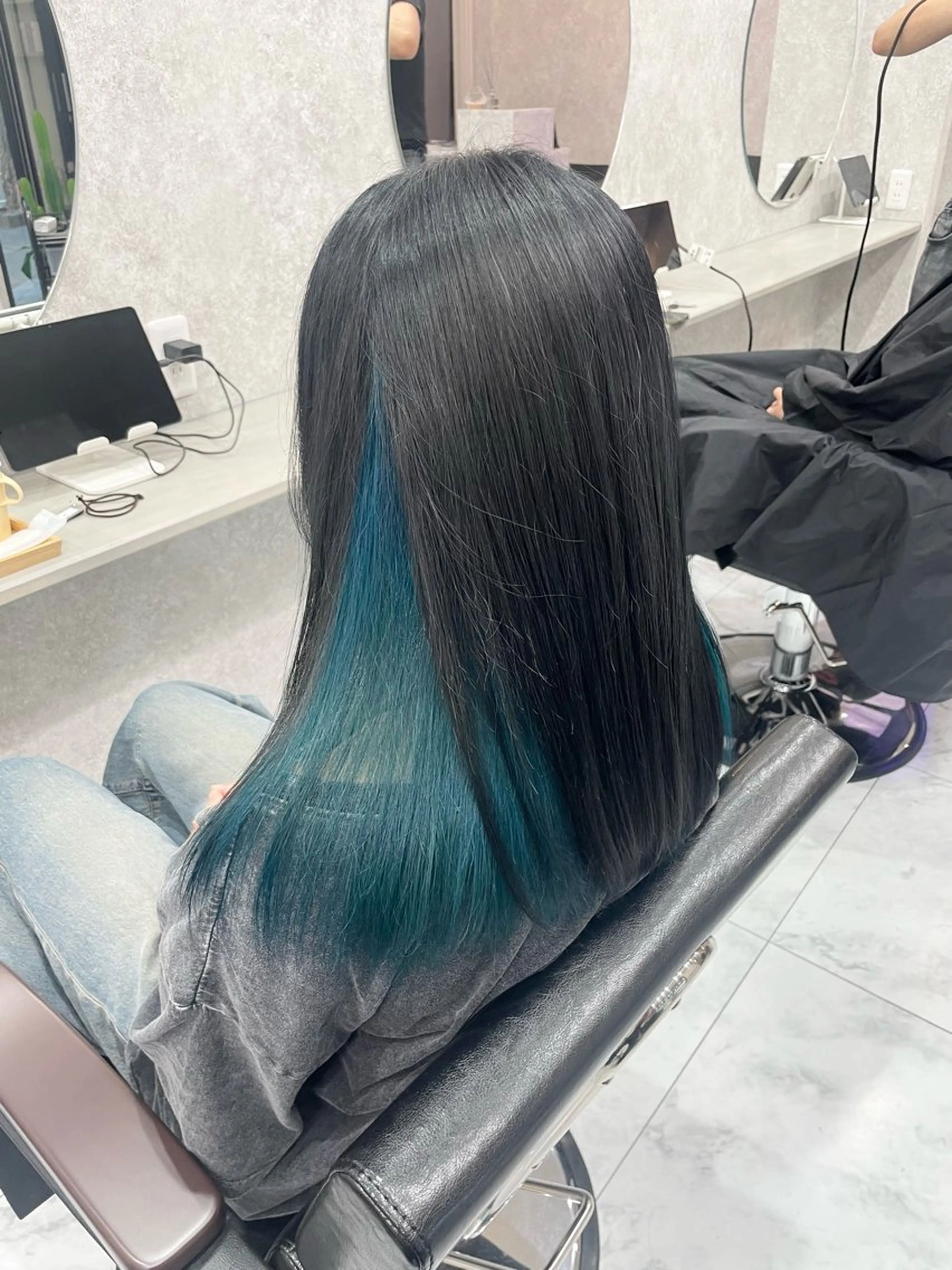 ミディアム 🦋ハイトーン🦋 石山 希理🦋のヘアスタイル