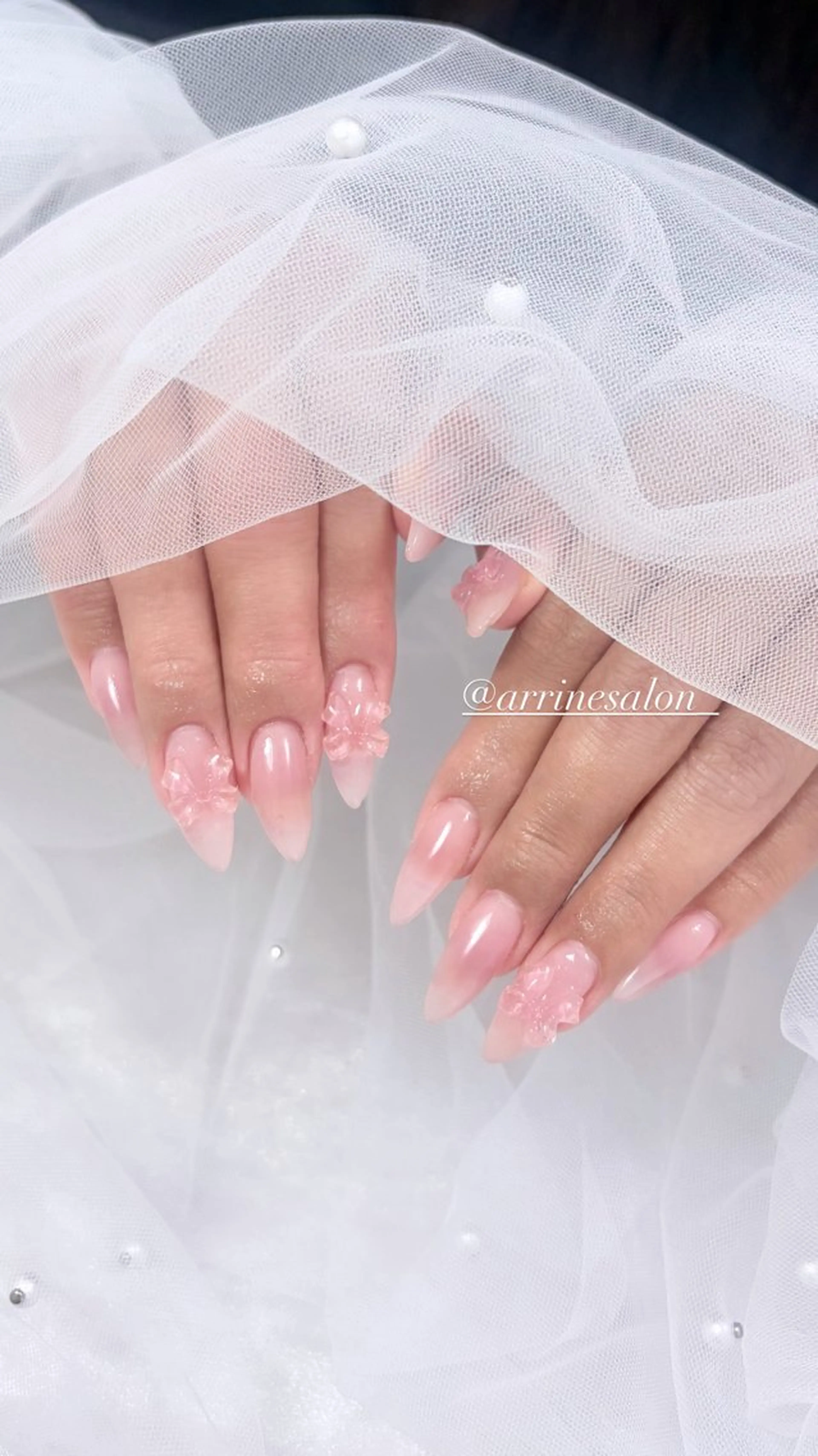 ネイル ハンドネイル akari🎀 京橋 ARRINEのネイルデザイン