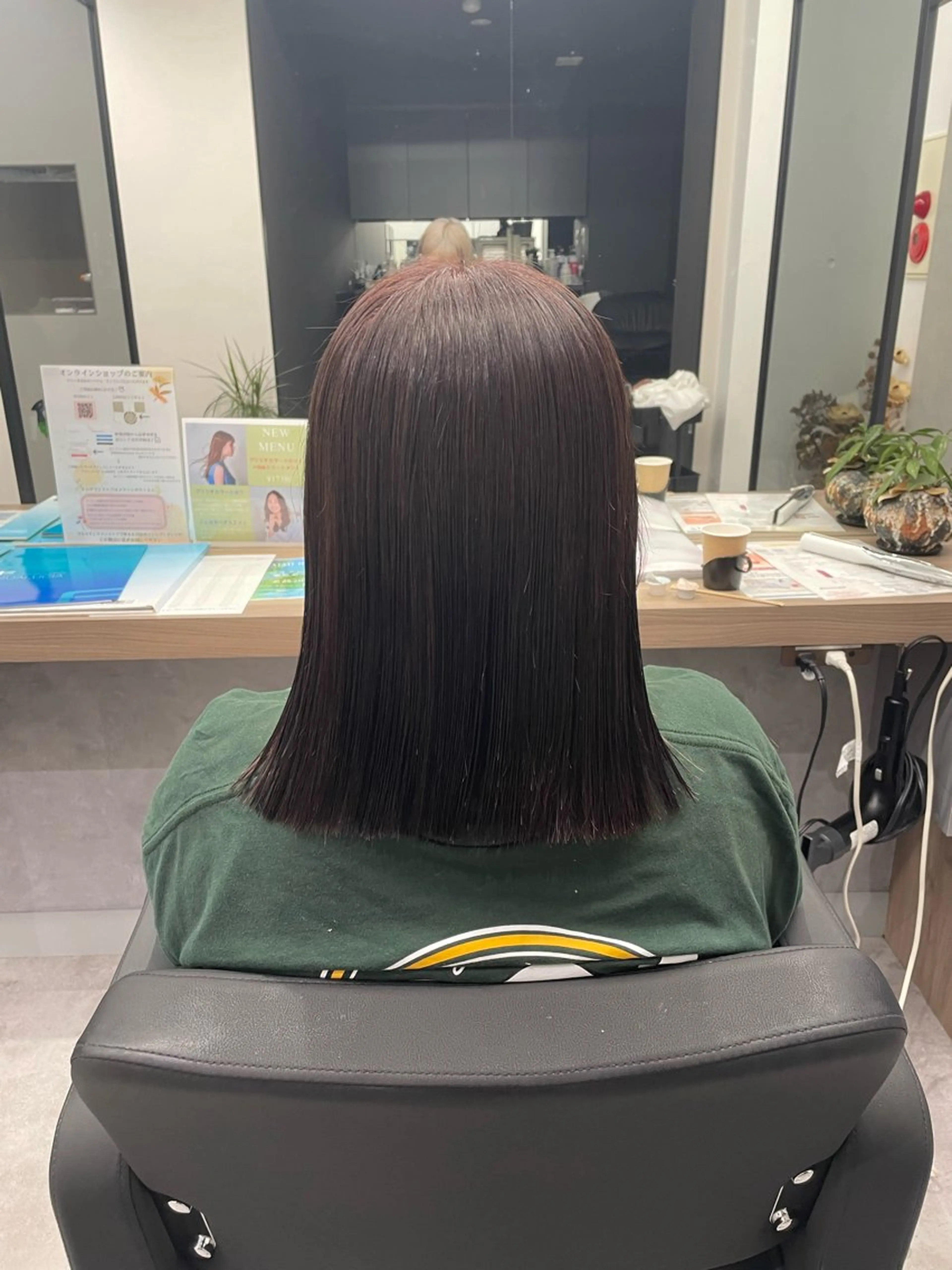 ミディアム カラー ヘアカラー Nail &Beauty by UNO伊勢原所属・COCO .のヘアスタイル