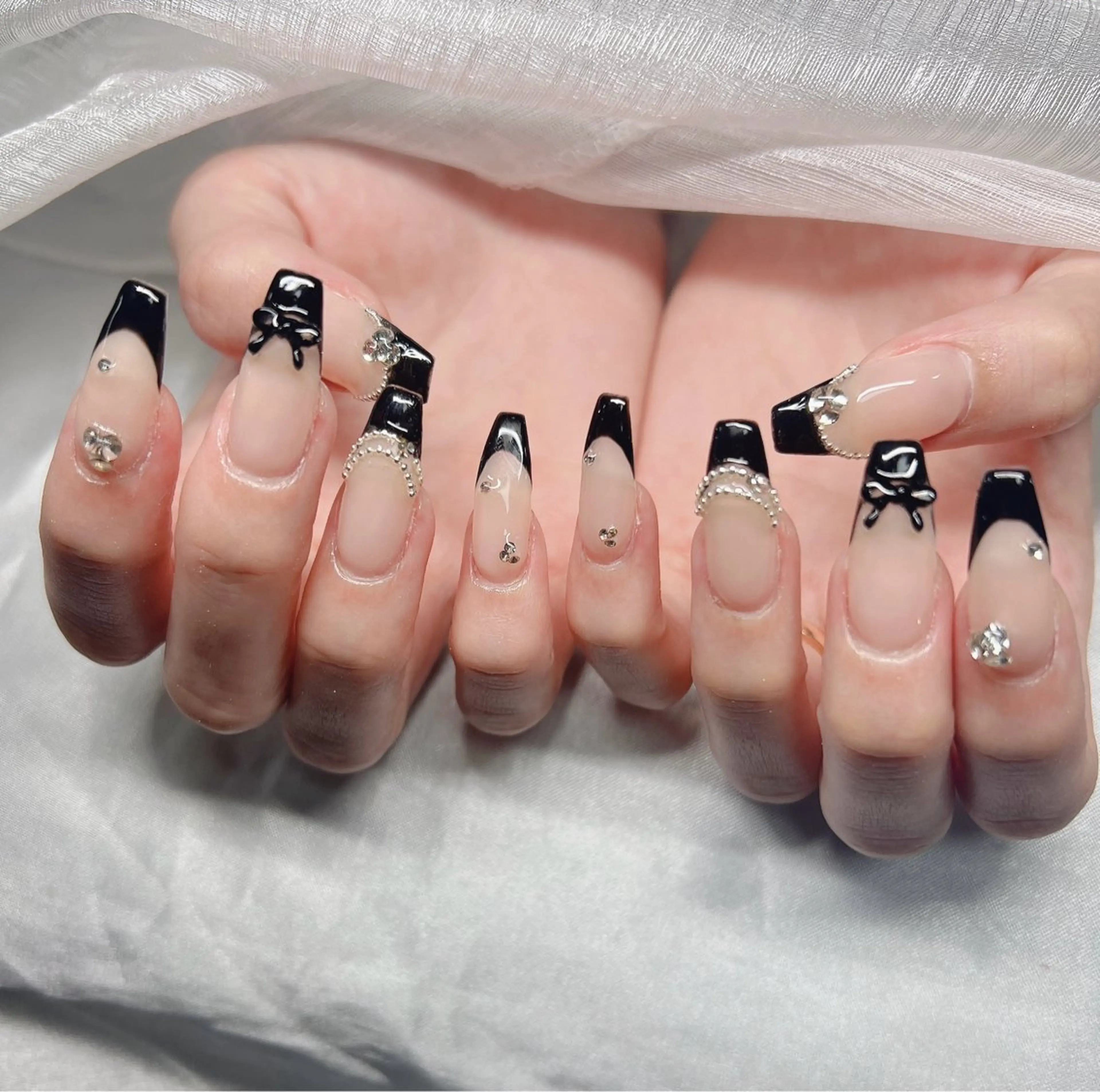 ネイル ハンドネイル Lee Nailsのネイルデザイン