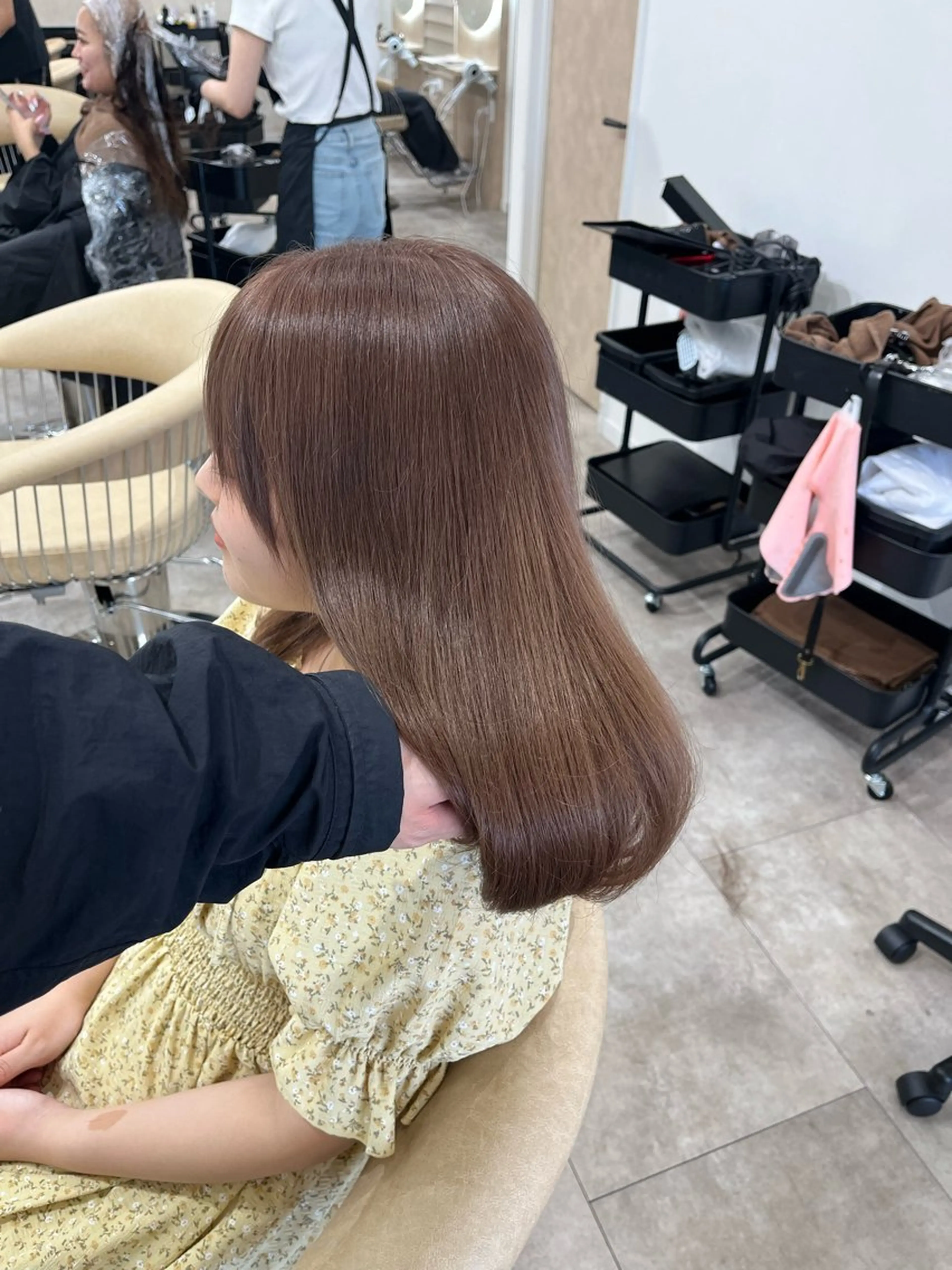 ミディアム カット ヘアカラー トリートメント 廣庭 勇人のヘアスタイル