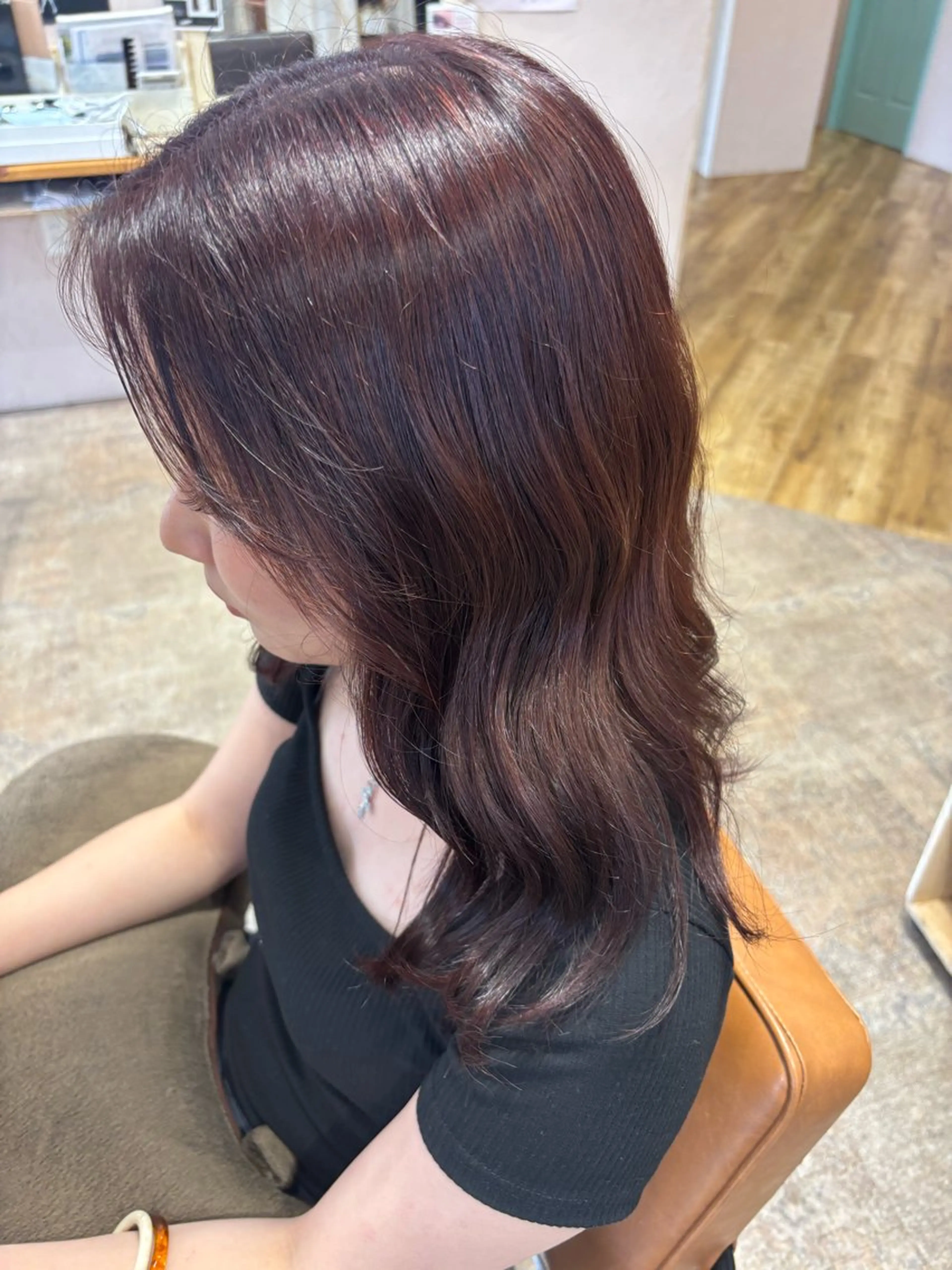 セミロング 森  髪質改善🫧 透明感カラーのヘアスタイル