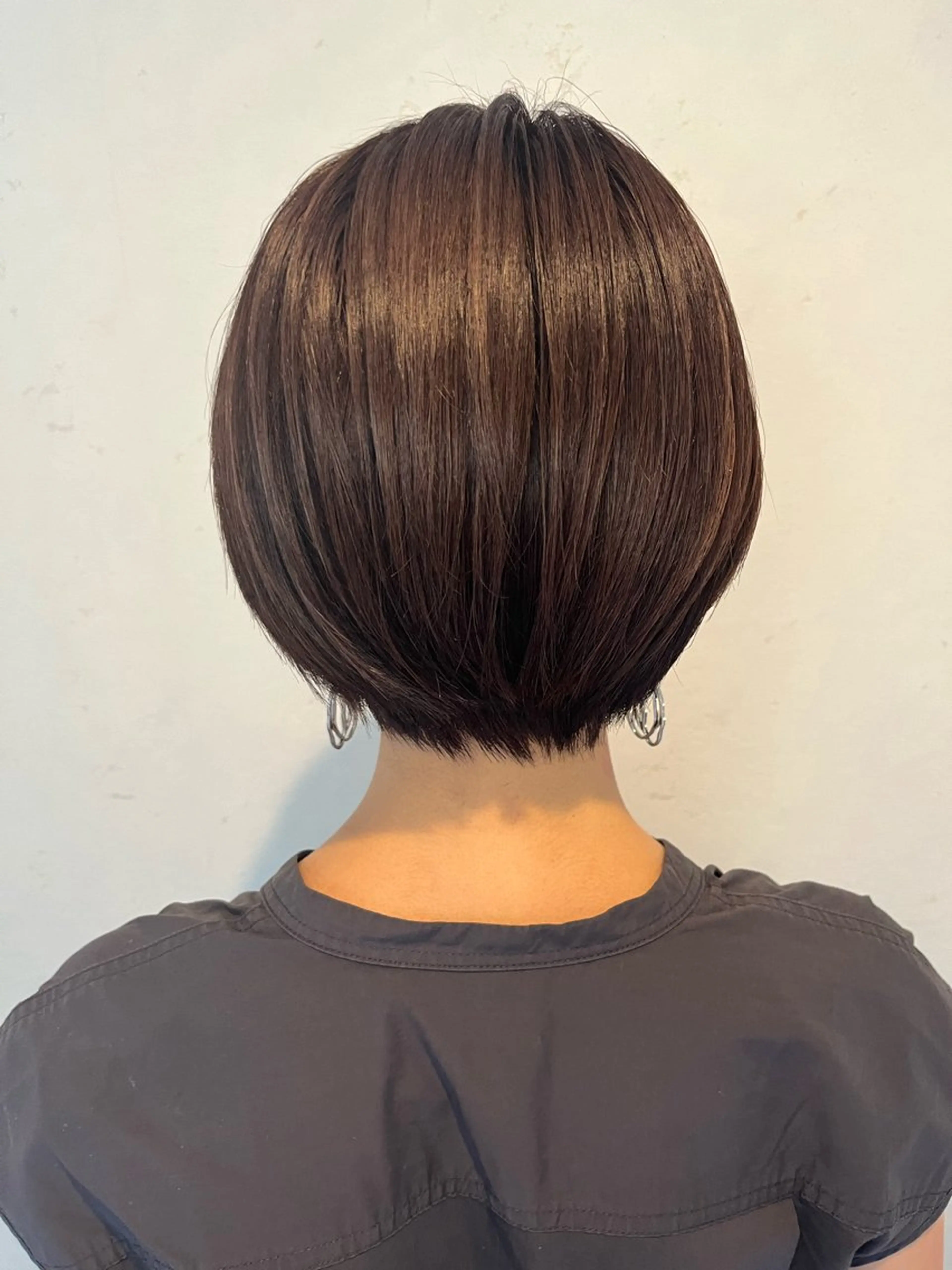 ショート カラー 伊藤 さやかのヘアスタイル