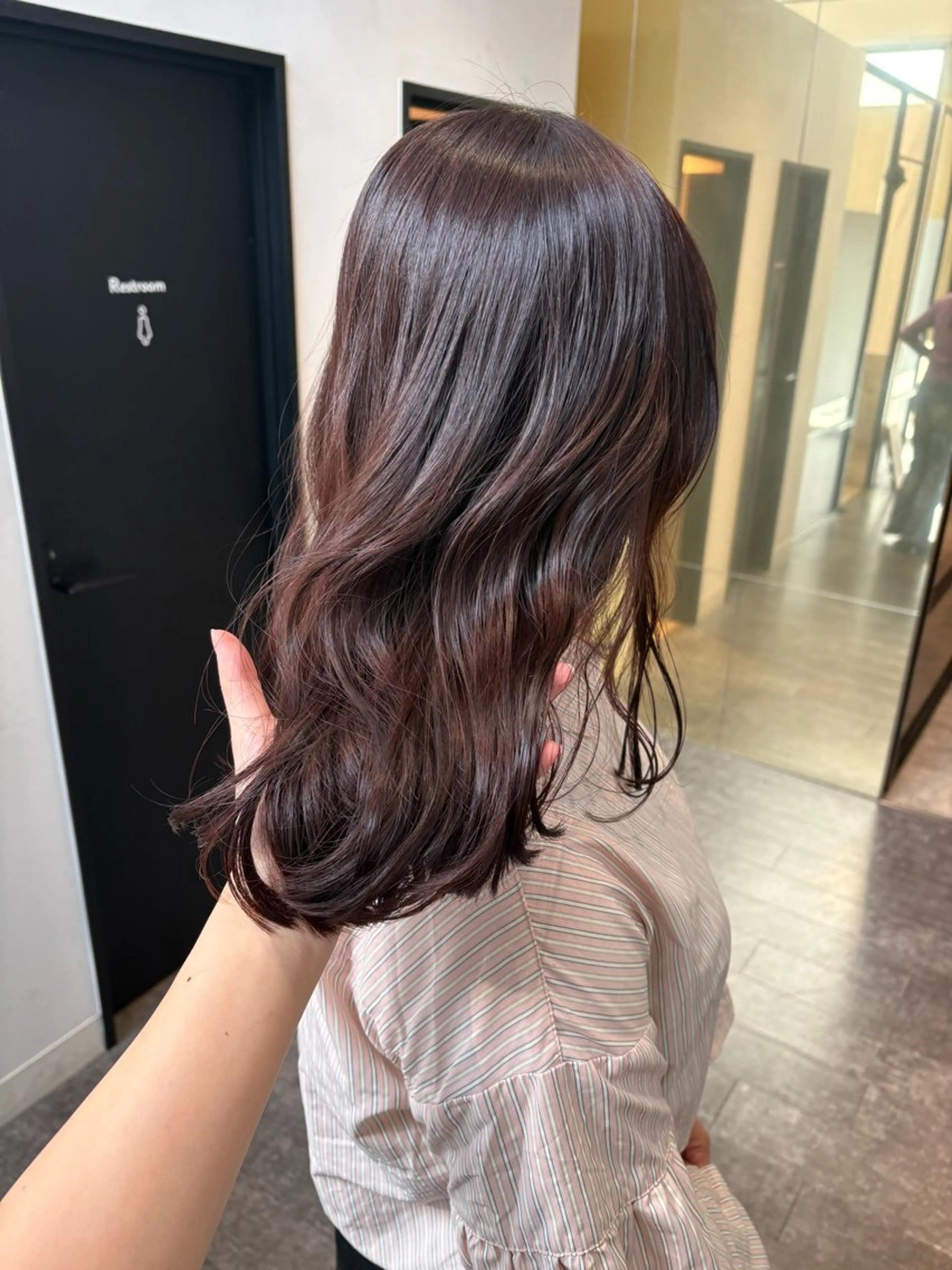 ミディアム カラー ヘアカラー トリートメント mao | 柔らか艶カラー🫧のヘアスタイル
