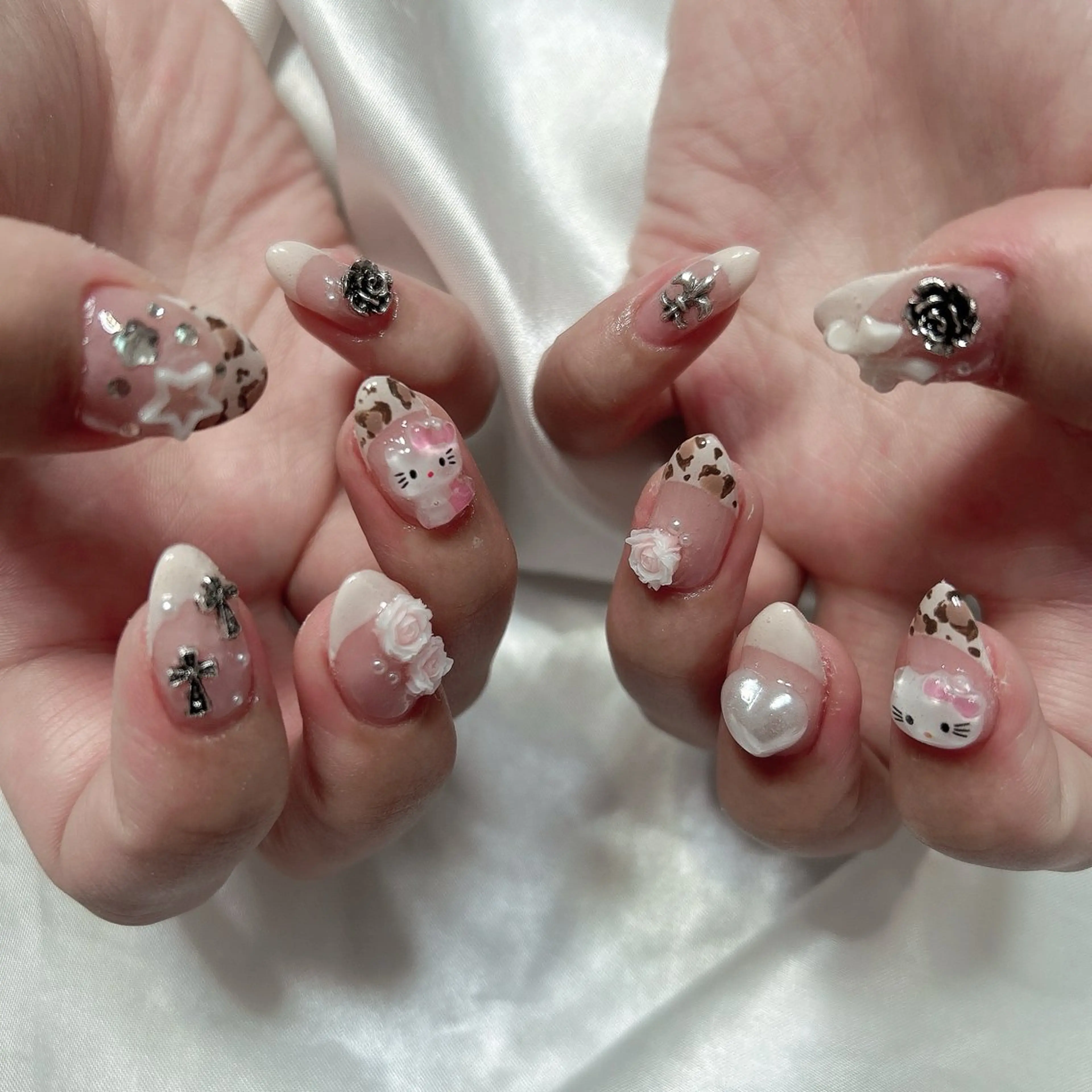 ネイル ハンドネイル フットネイル Adite nailのネイルデザイン