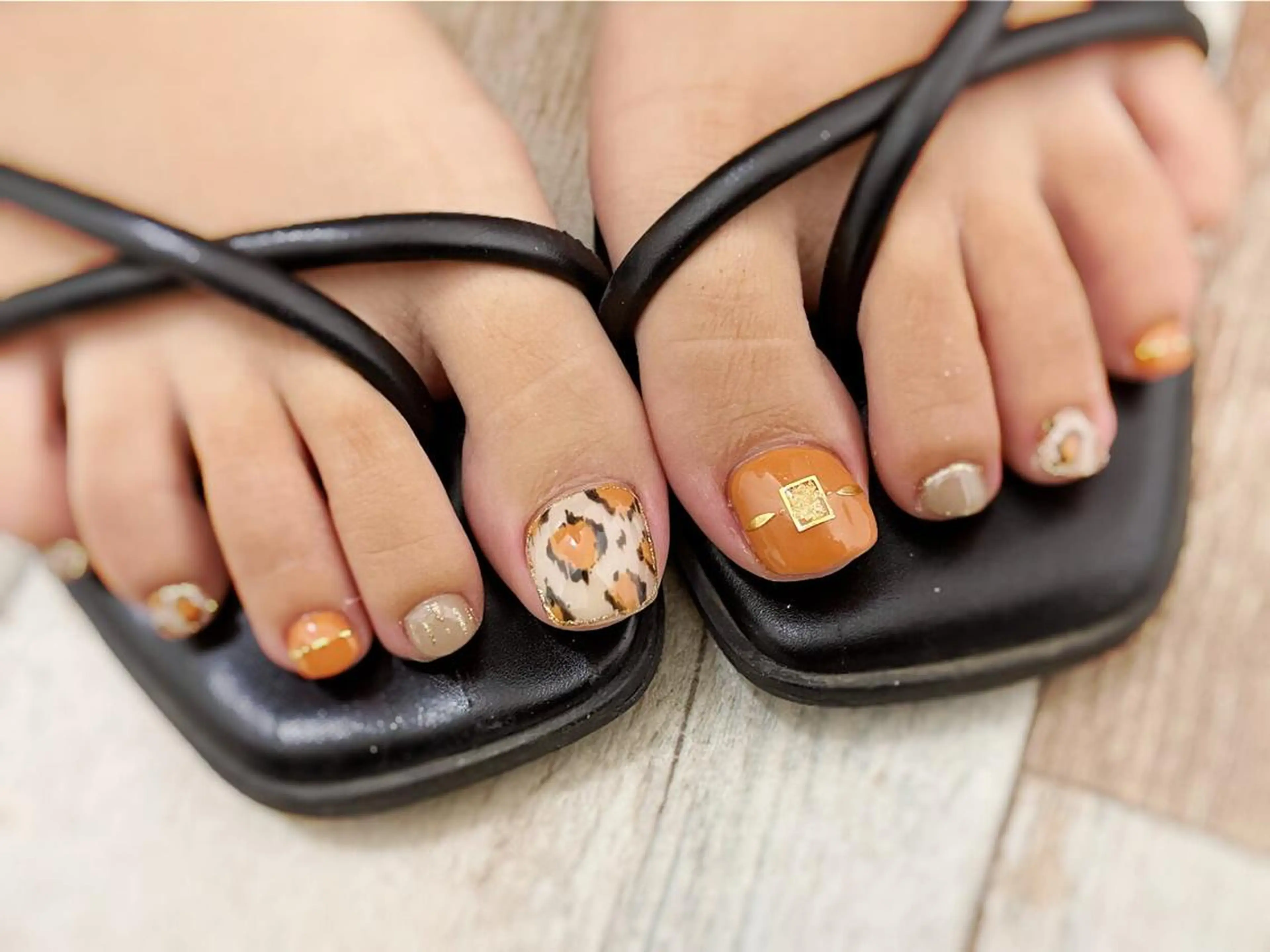 【フット・オフ込】持ち込み画像OK🌟フルアートし放題・120分【土日祝・17日以降¥7500】の写真