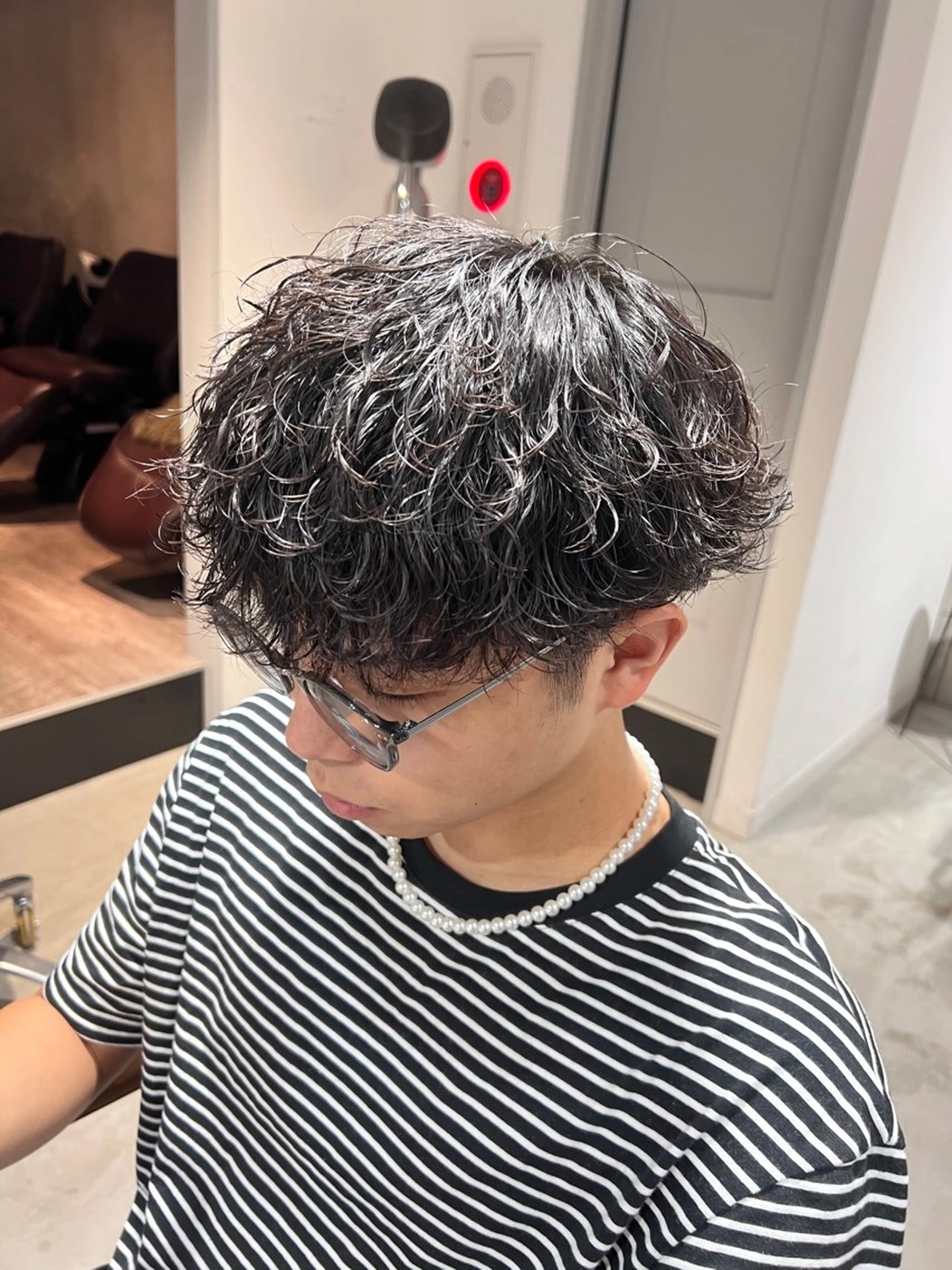 ショート パーマ メンズ メンズパーマ ツイストスパイラルパーマ 波巻きパーマ スパイラルパーマ カット パーマ メンズカットパーマ ✂️ JOYAのヘアスタイル