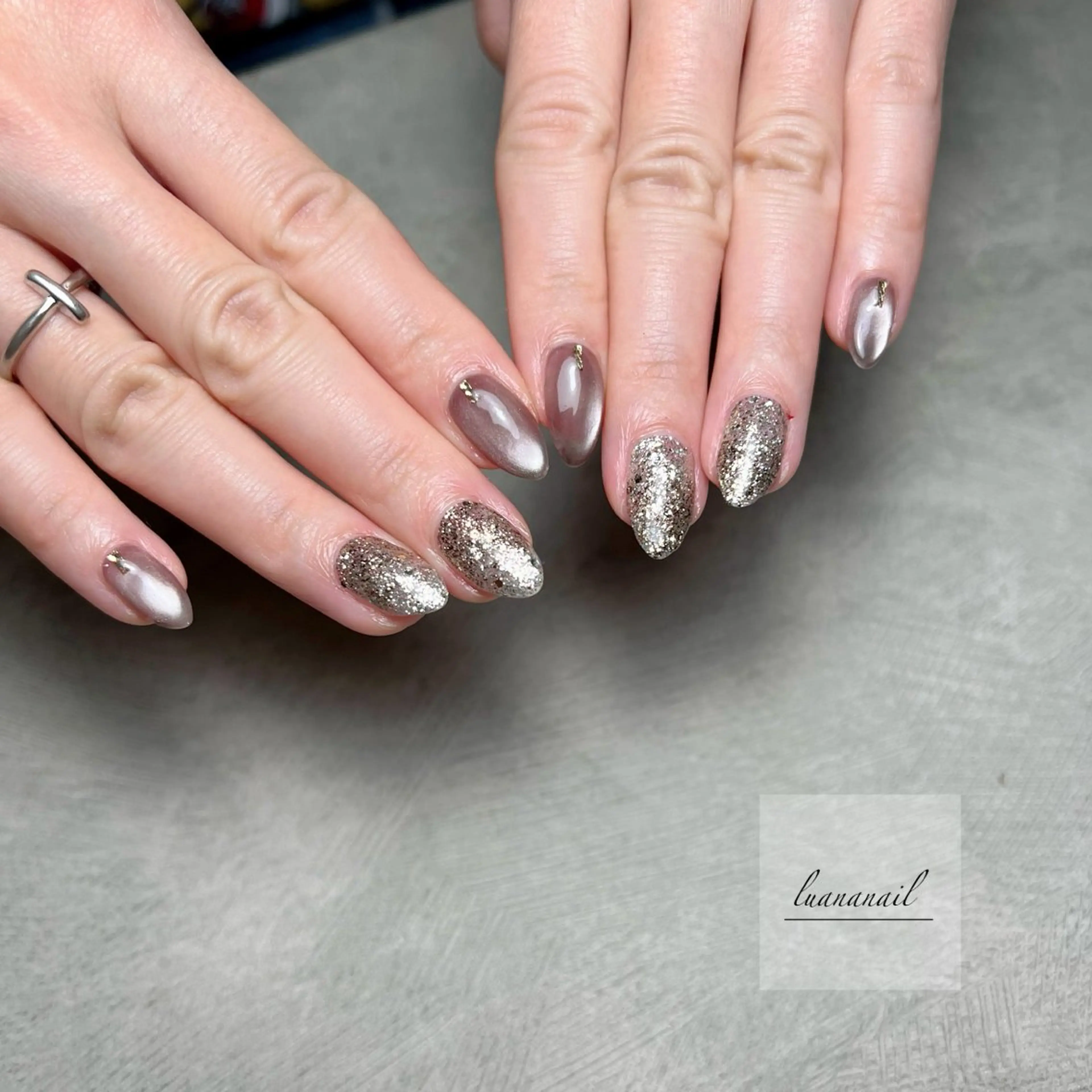 ネイル マグネットネイル ハンドネイル luana nailのネイルデザイン