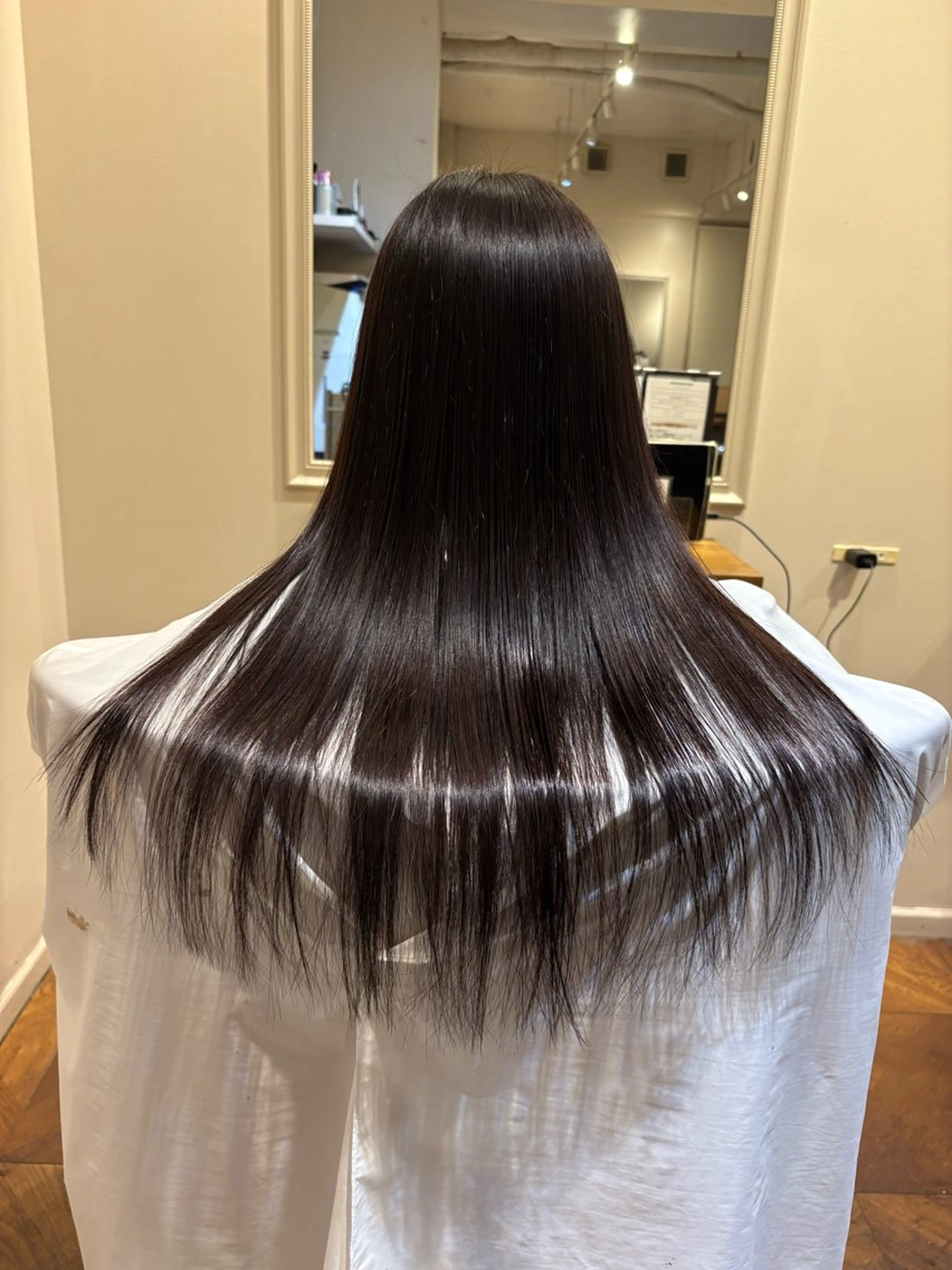 ロング 髪質改善 トリートメント 伊藤 利澄のヘアスタイル