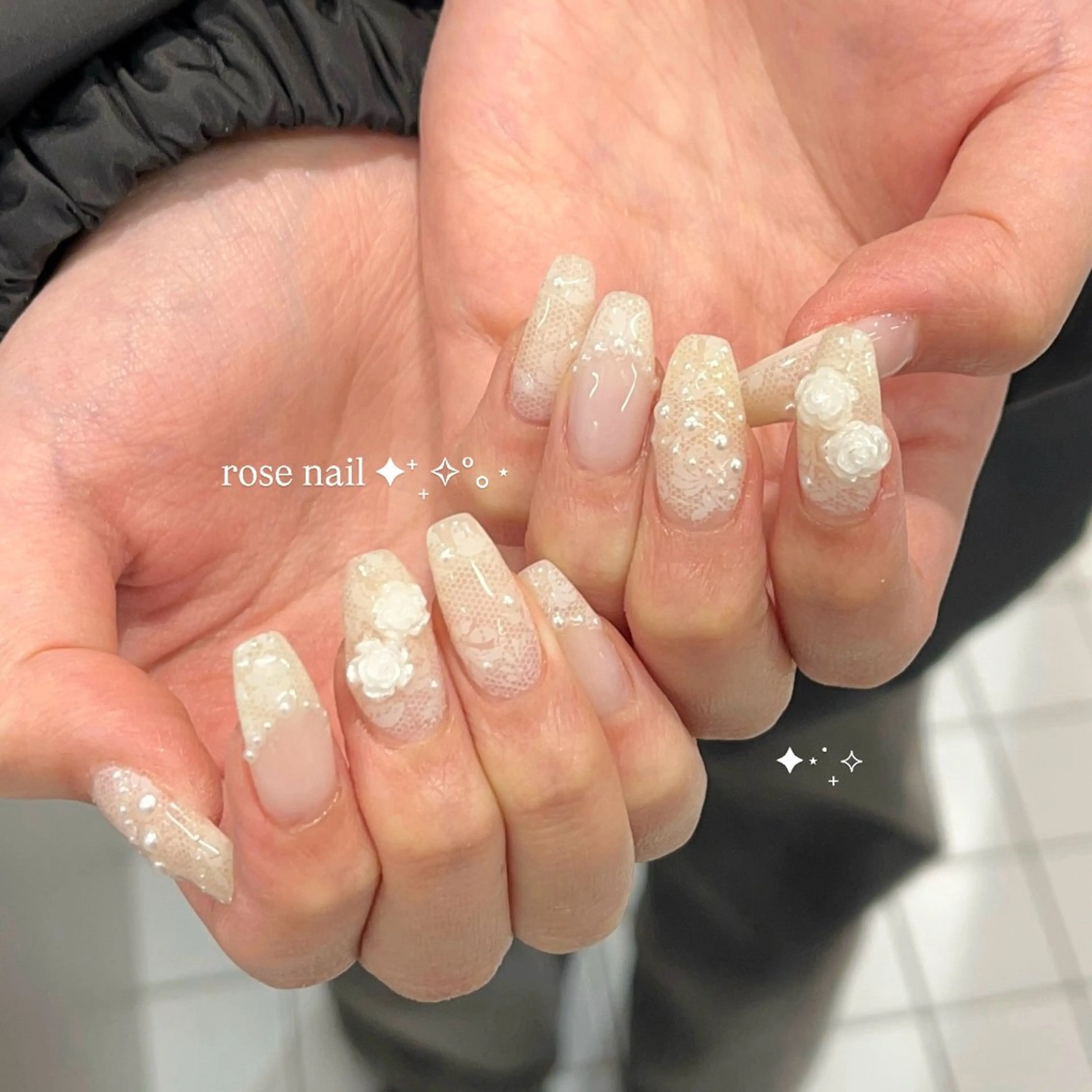 ネイル 成人式 キラキラネイル レース ロングネイル リボン ハンドネイル eight nail 春菜のネイルデザイン