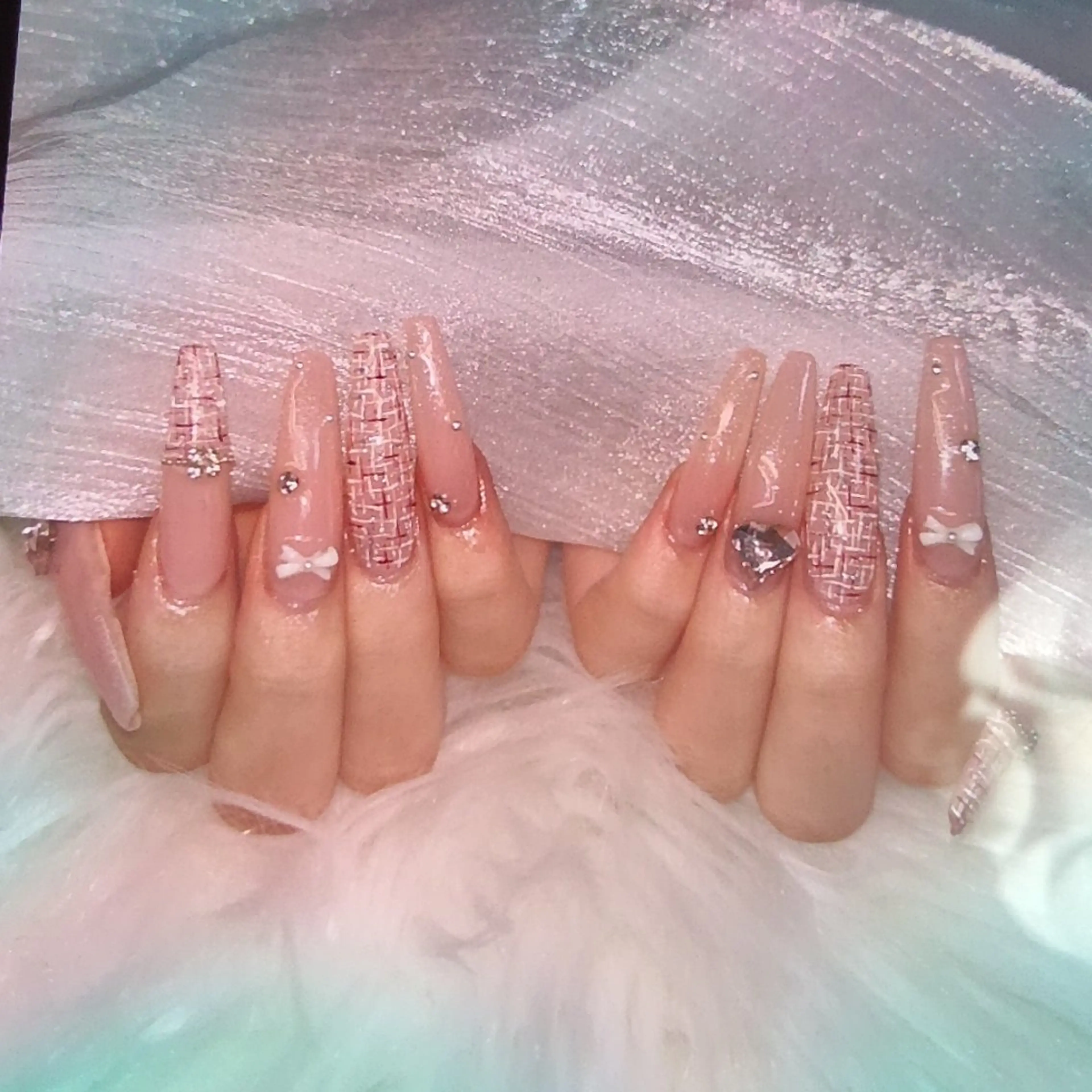 ネイル 長さ出し キラキラネイル 冬ネイル Smile nails92のネイルデザイン