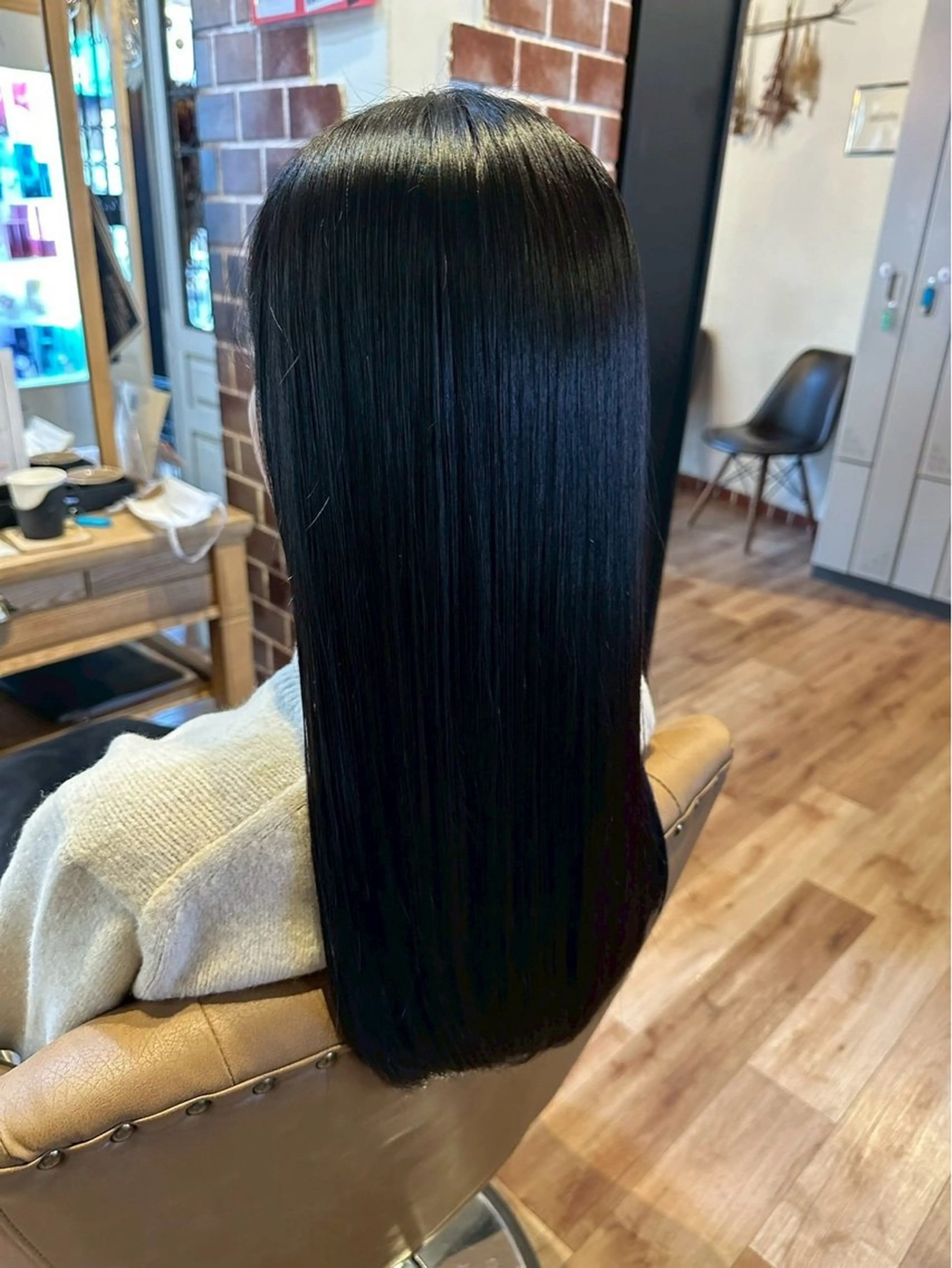 ロング 西村 雪菜のヘアスタイル